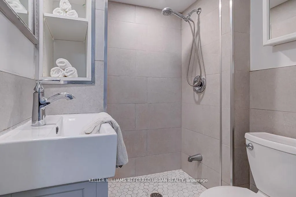 Photo 35 of 188 O'Connor Drive, Toronto, East York — HOMEH