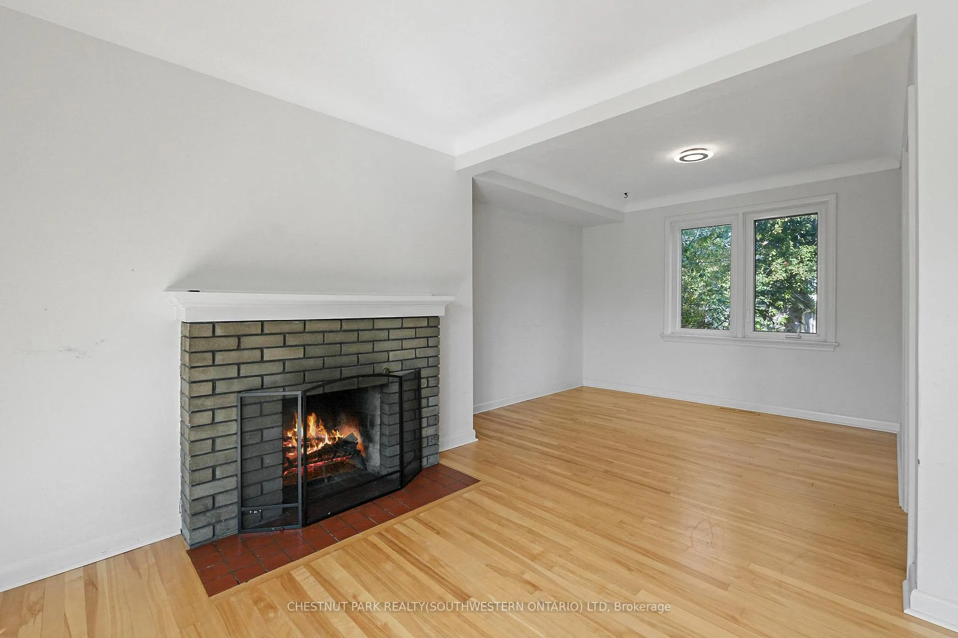 Photo 9 of 809 Smyth Road N, Ottawa, Elmvale Acres — HOMEH