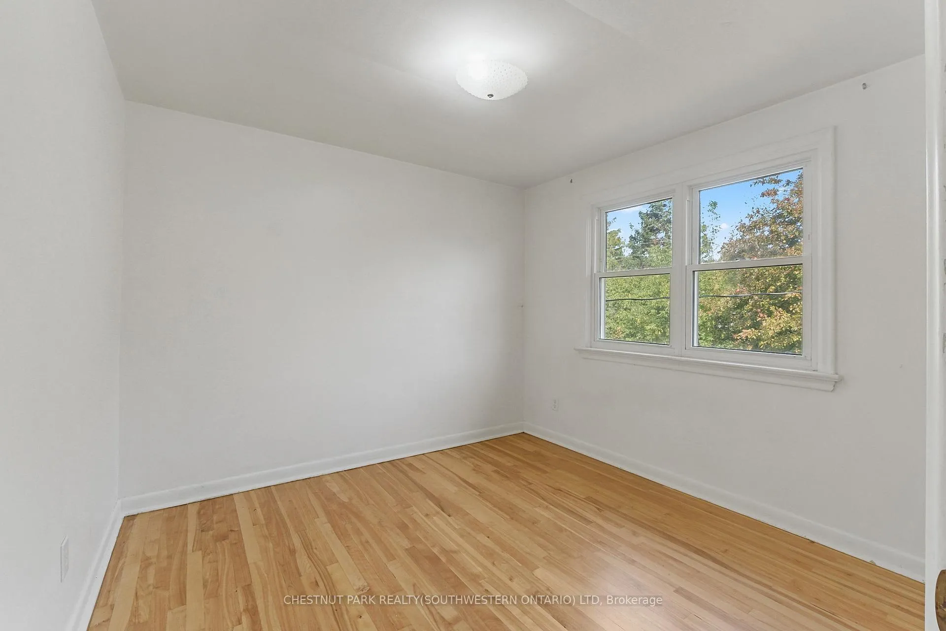 Photo 20 of 809 Smyth Road N, Ottawa, Elmvale Acres — HOMEH