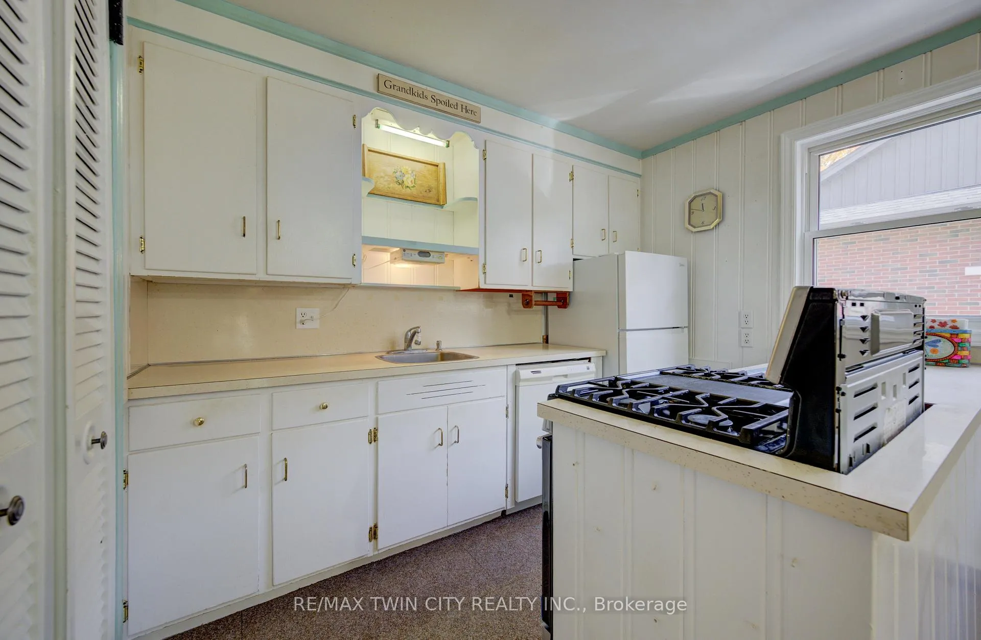 Photo 6 of 174 Union Street E, Waterloo — HOMEH