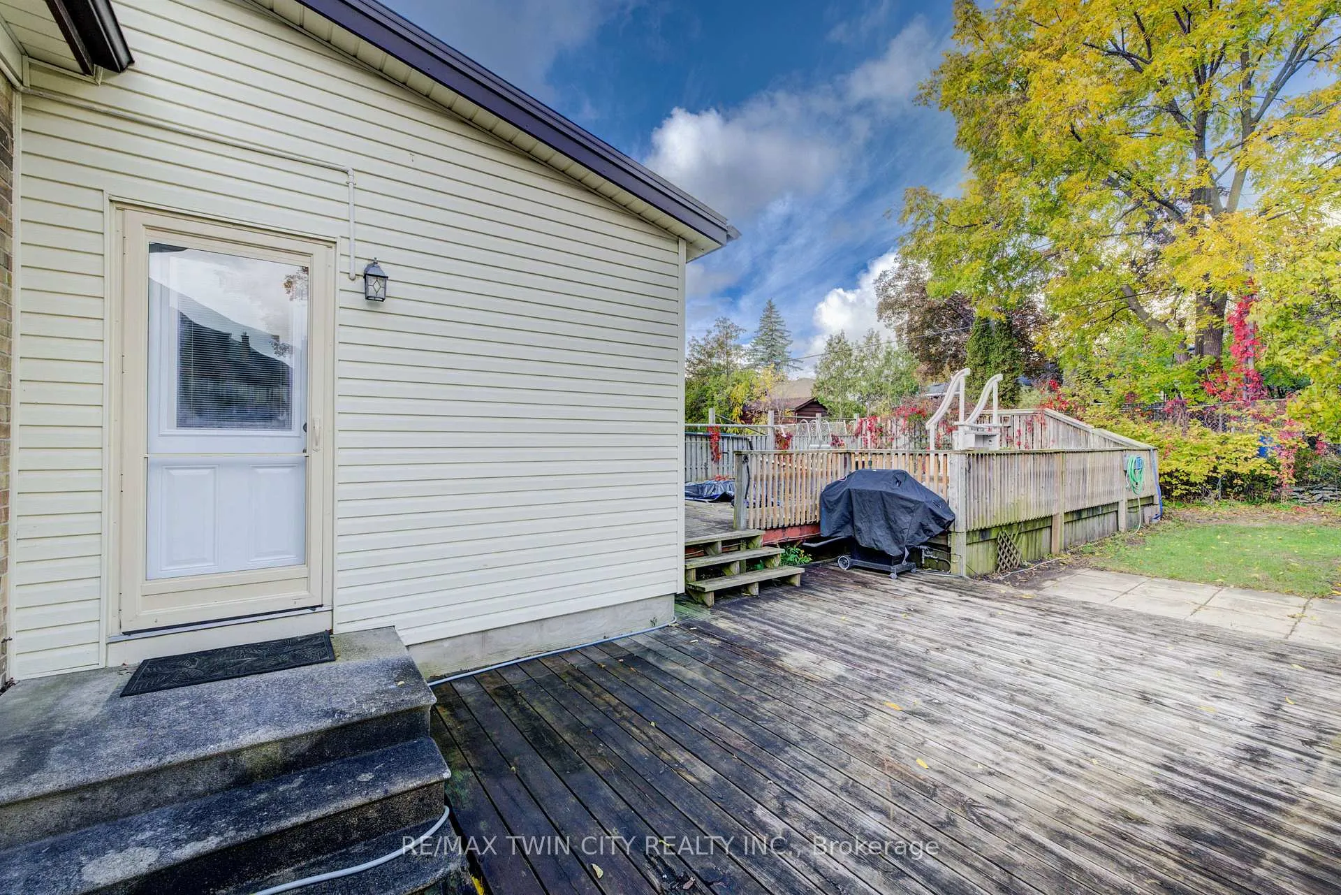 Photo 22 of 174 Union Street E, Waterloo — HOMEH