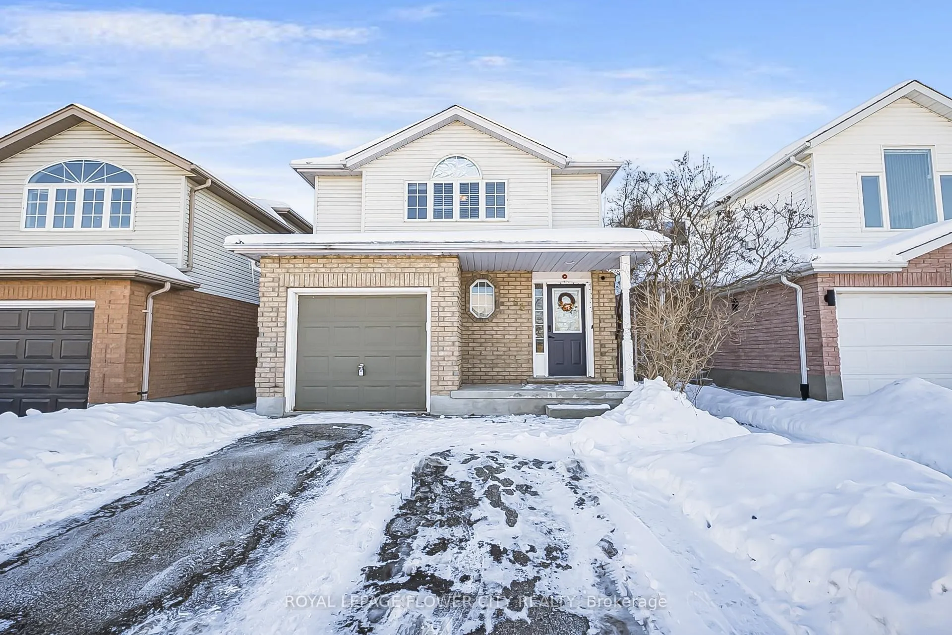 Photo 2 of 53 Bush Clover Crescent, Kitchener, Larentian West — HOMEH