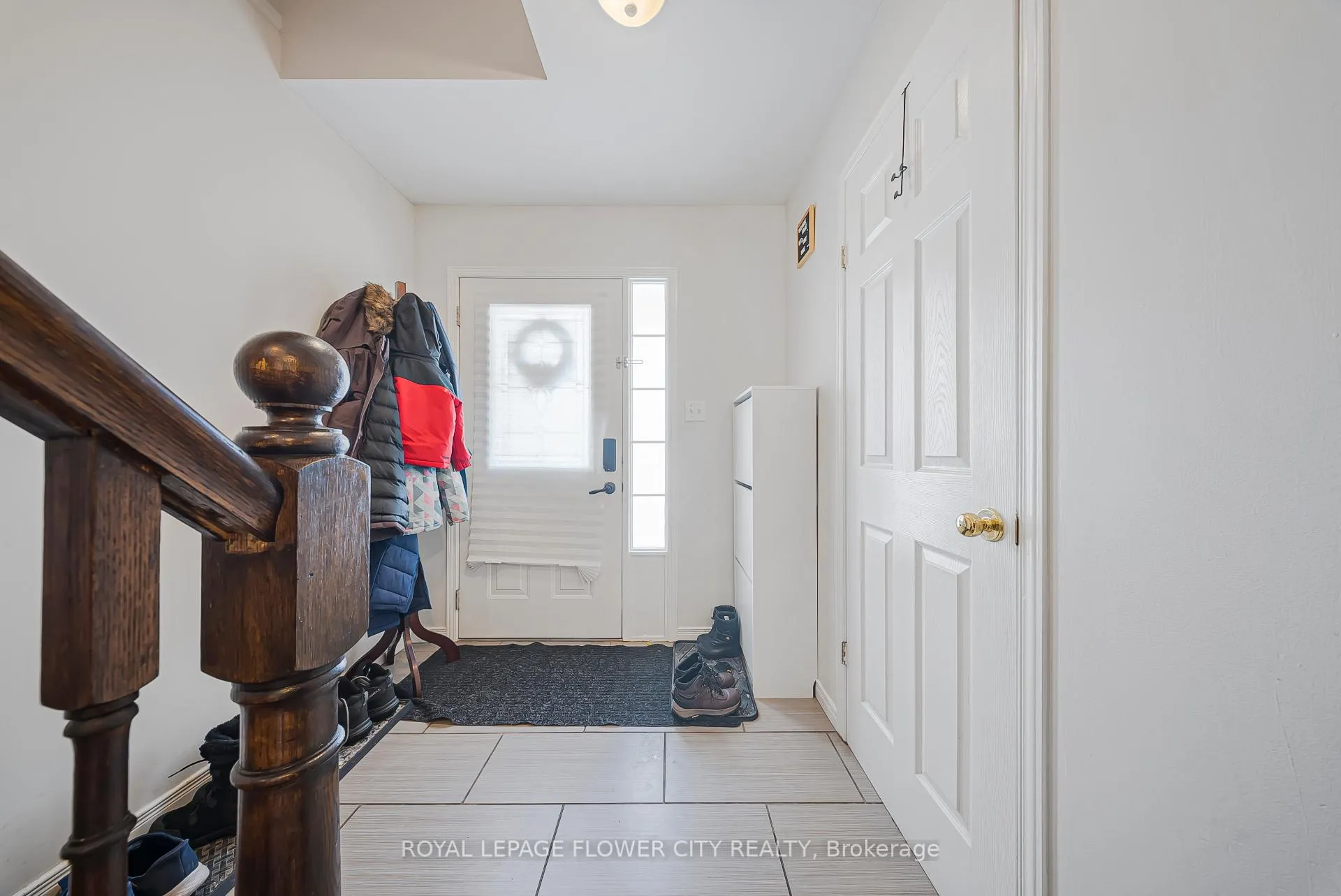 Photo 7 of 53 Bush Clover Crescent, Kitchener, Larentian West — HOMEH