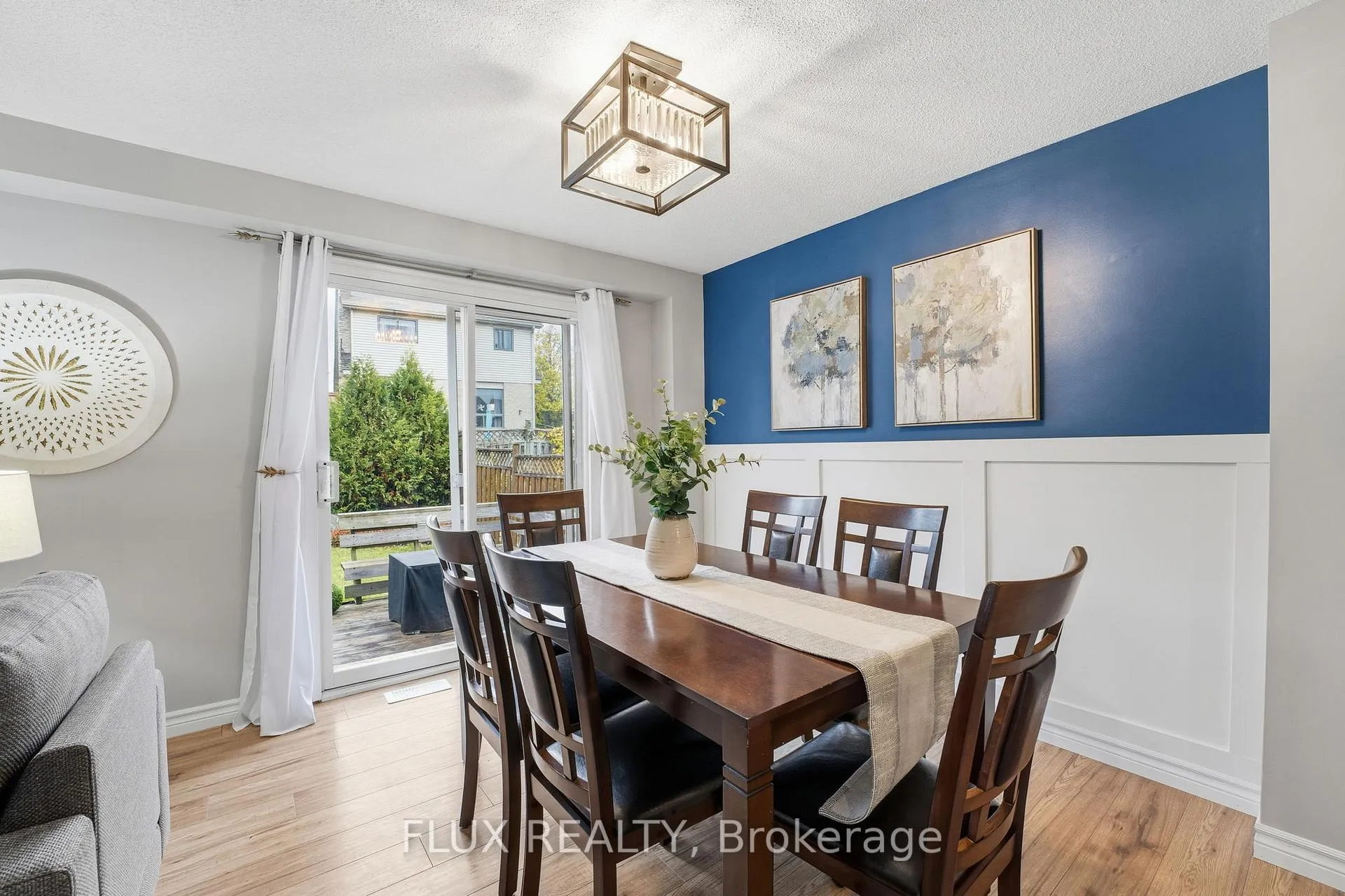 Photo 7 of Unit B, 510 Rosemeadow Crescent, Waterloo — HOMEH