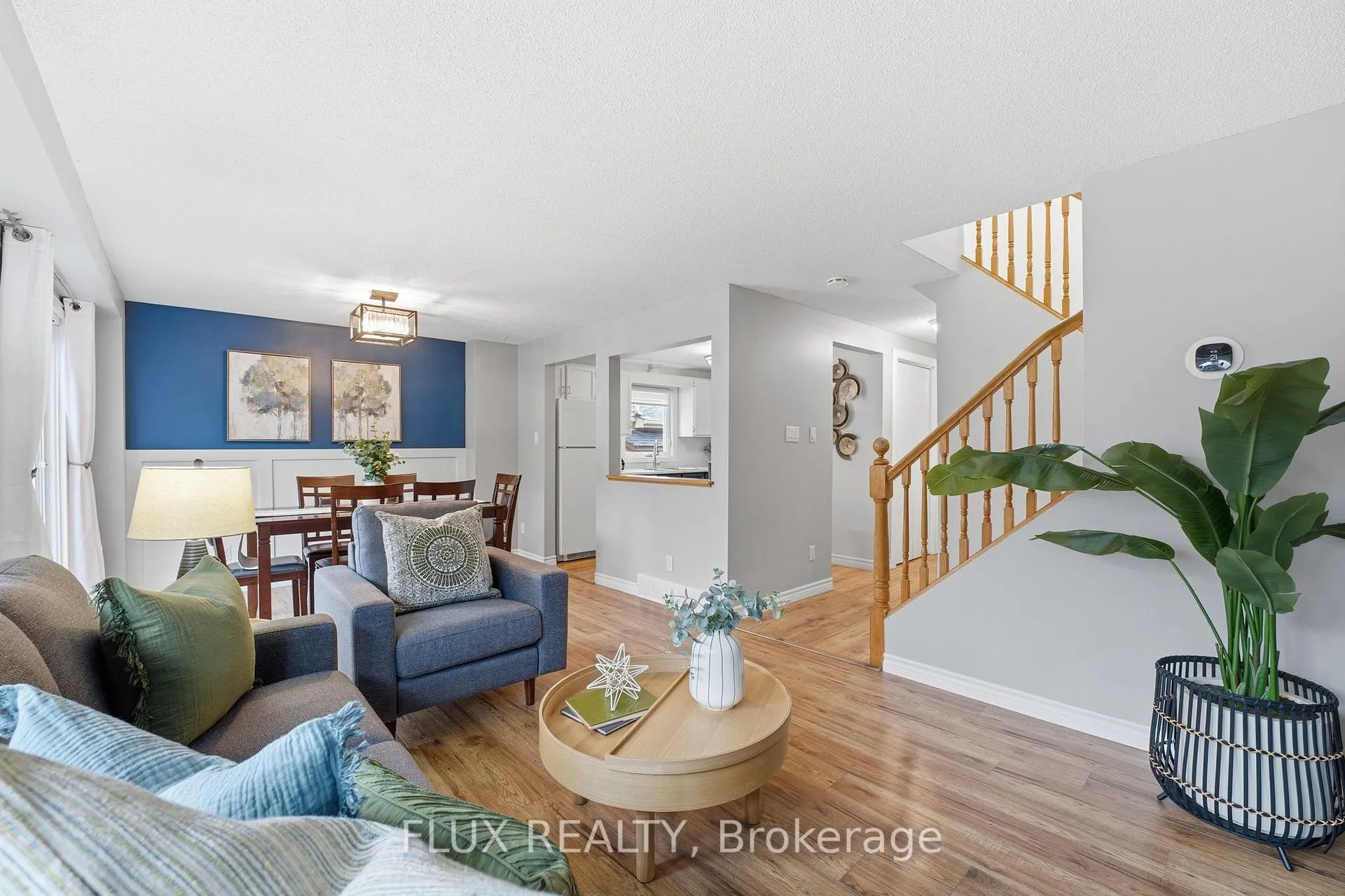 Photo 10 of Unit B, 510 Rosemeadow Crescent, Waterloo — HOMEH