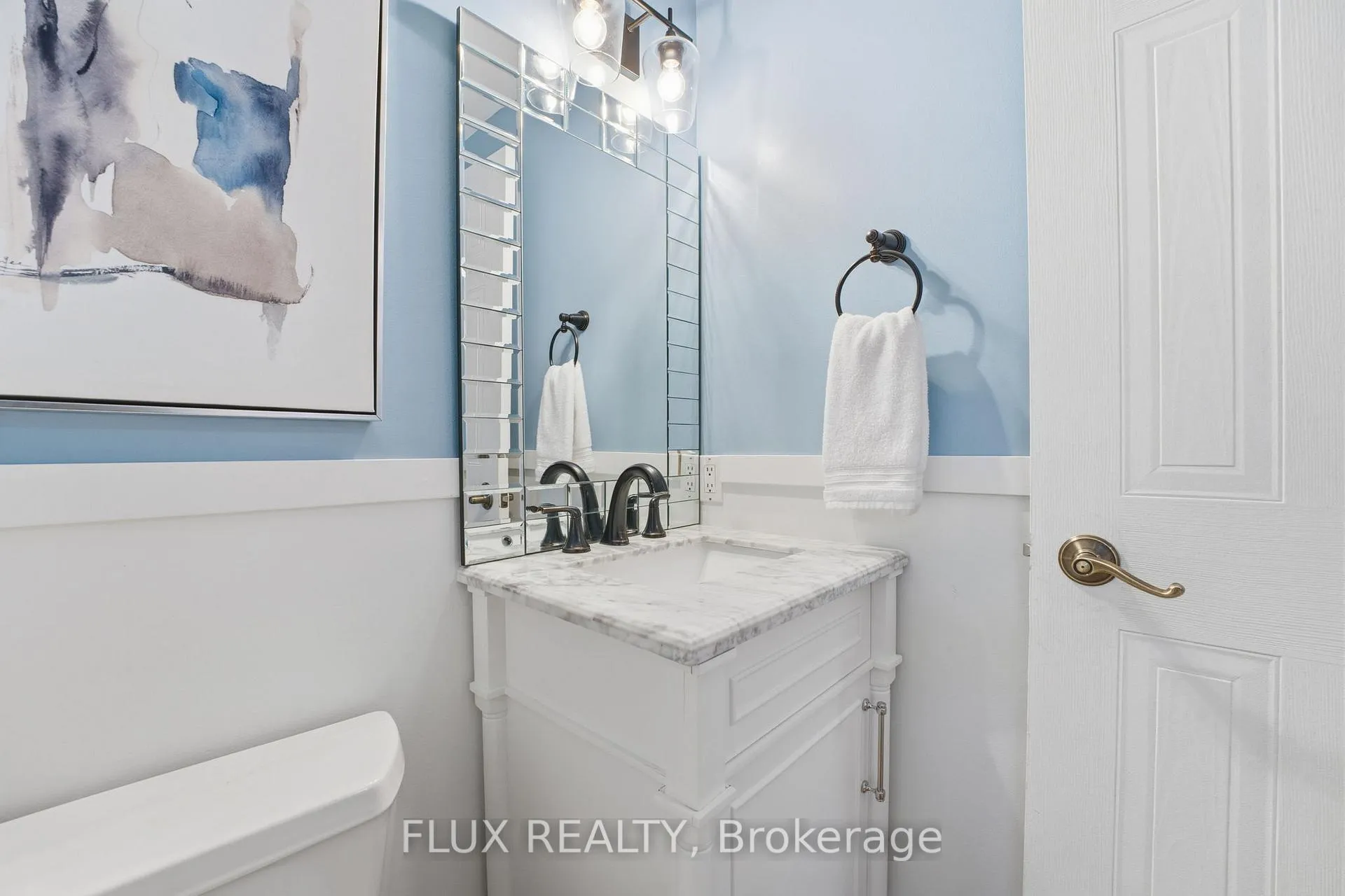 Photo 11 of Unit B, 510 Rosemeadow Crescent, Waterloo — HOMEH