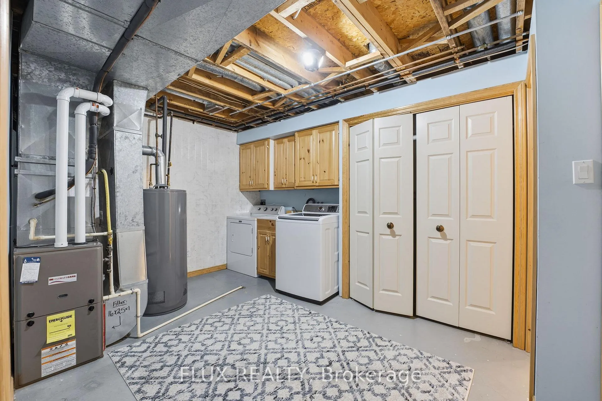 Photo 22 of Unit B, 510 Rosemeadow Crescent, Waterloo — HOMEH