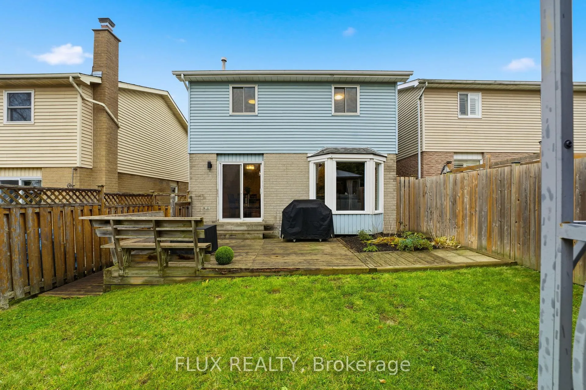 Photo 29 of Unit B, 510 Rosemeadow Crescent, Waterloo — HOMEH