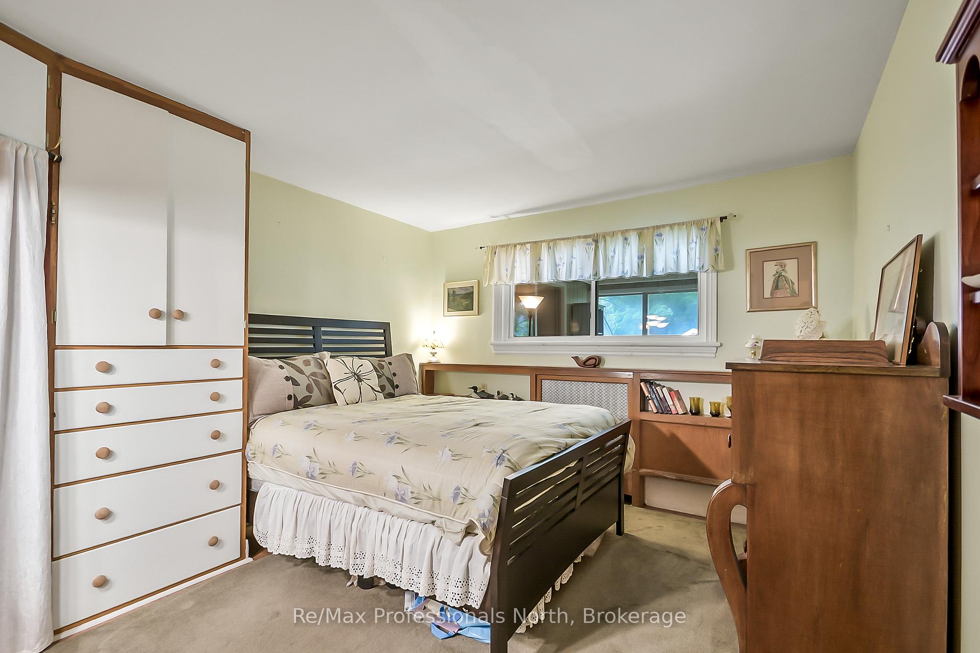 Photo 15 of 175 Sarah Street S, Gravenhurst, Muskoka (S) — HOMEH
