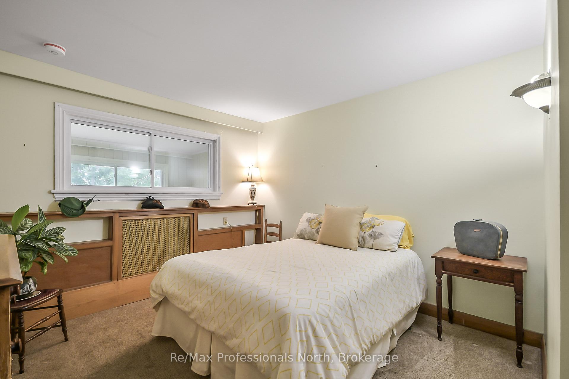 Photo 16 of 175 Sarah Street S, Gravenhurst, Muskoka (S) — HOMEH