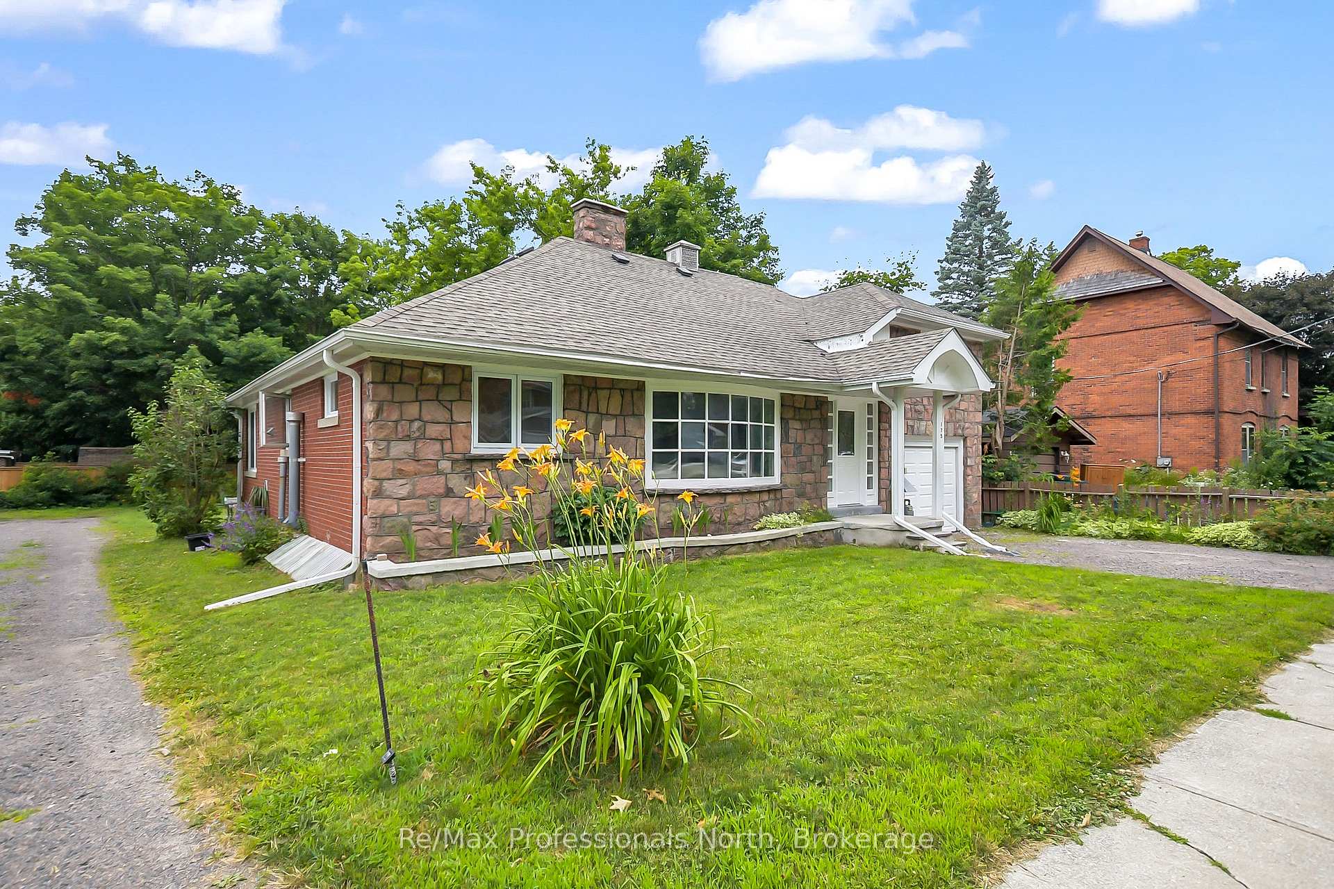 Photo 39 of 175 Sarah Street S, Gravenhurst, Muskoka (S) — HOMEH