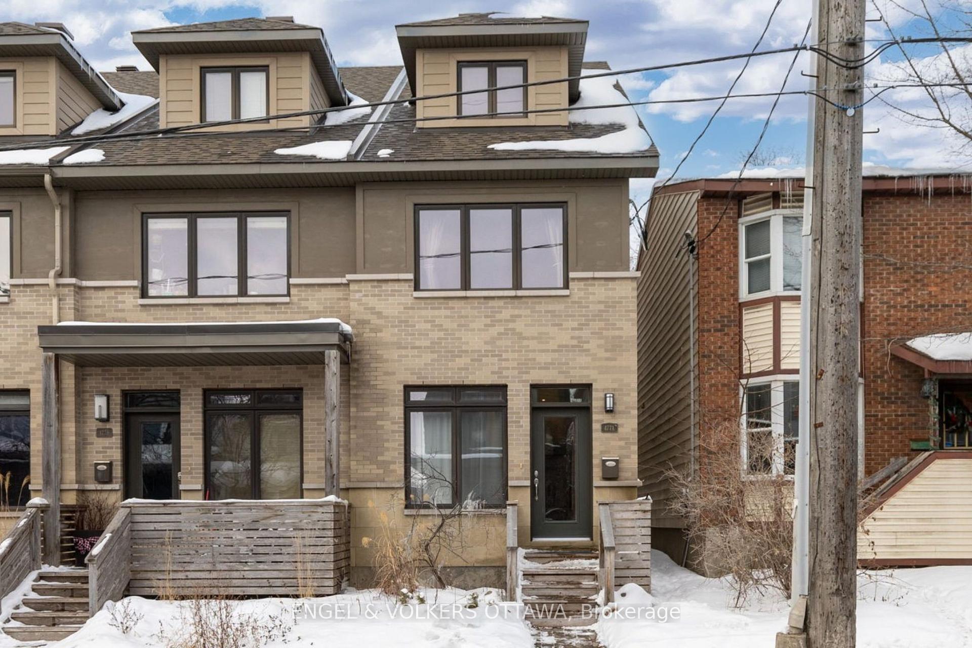Front of 477A Sunnyside Avenue
