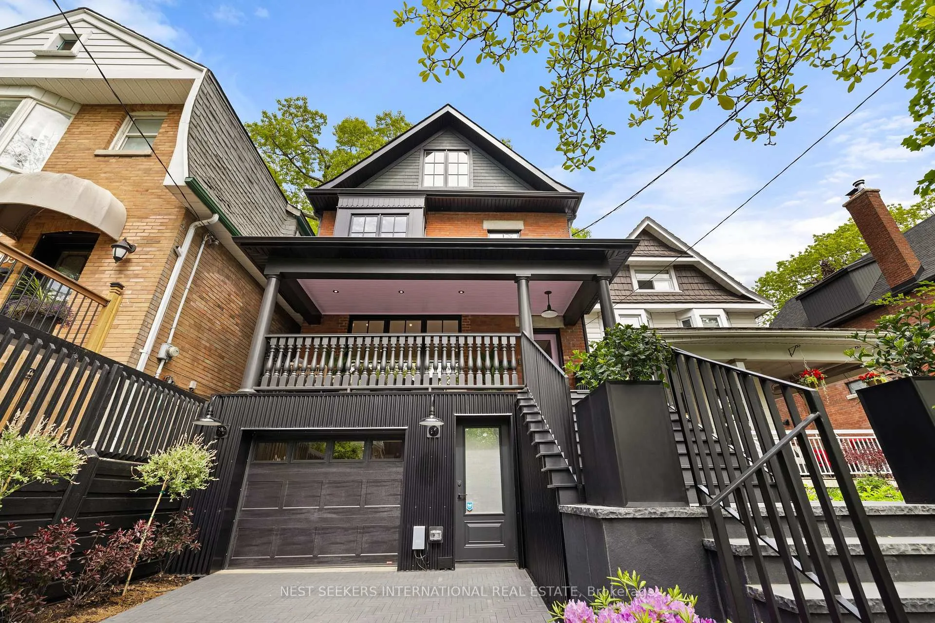 Photo 2 of 203 Willow Avenue, Toronto, The Beaches — HOMEH