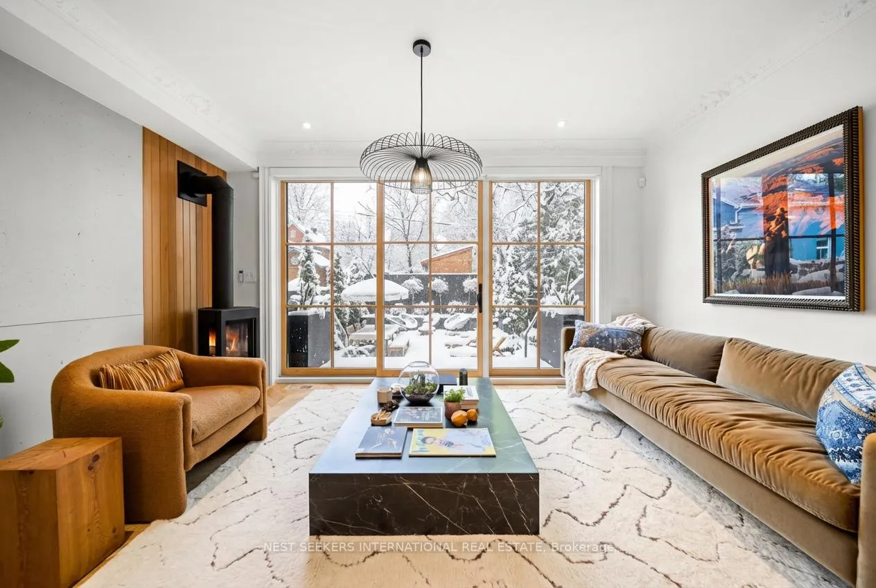 Photo 12 of 203 Willow Avenue, Toronto, The Beaches — HOMEH