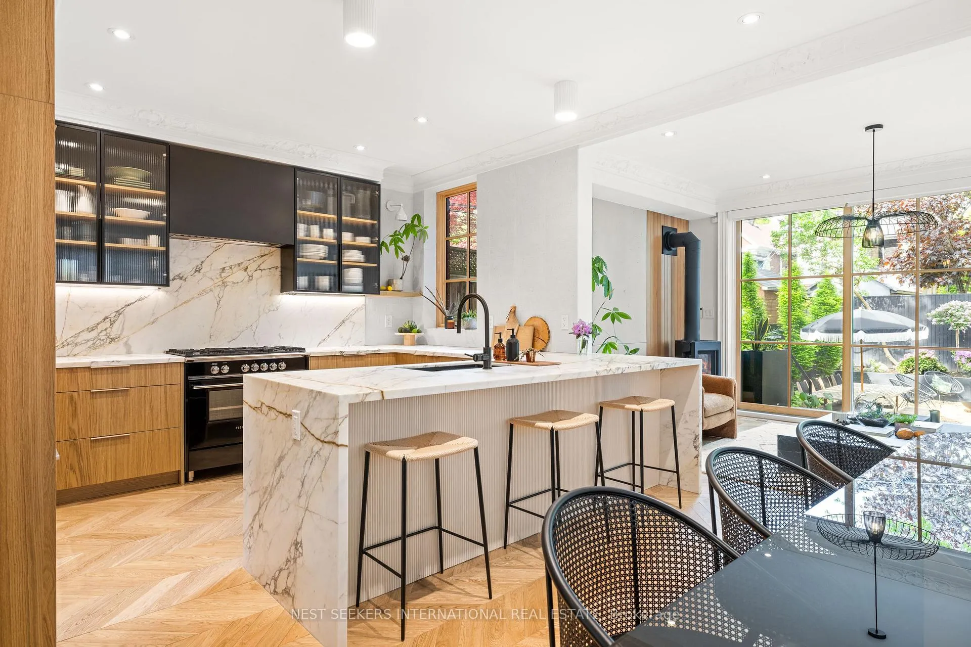 Photo 13 of 203 Willow Avenue, Toronto, The Beaches — HOMEH