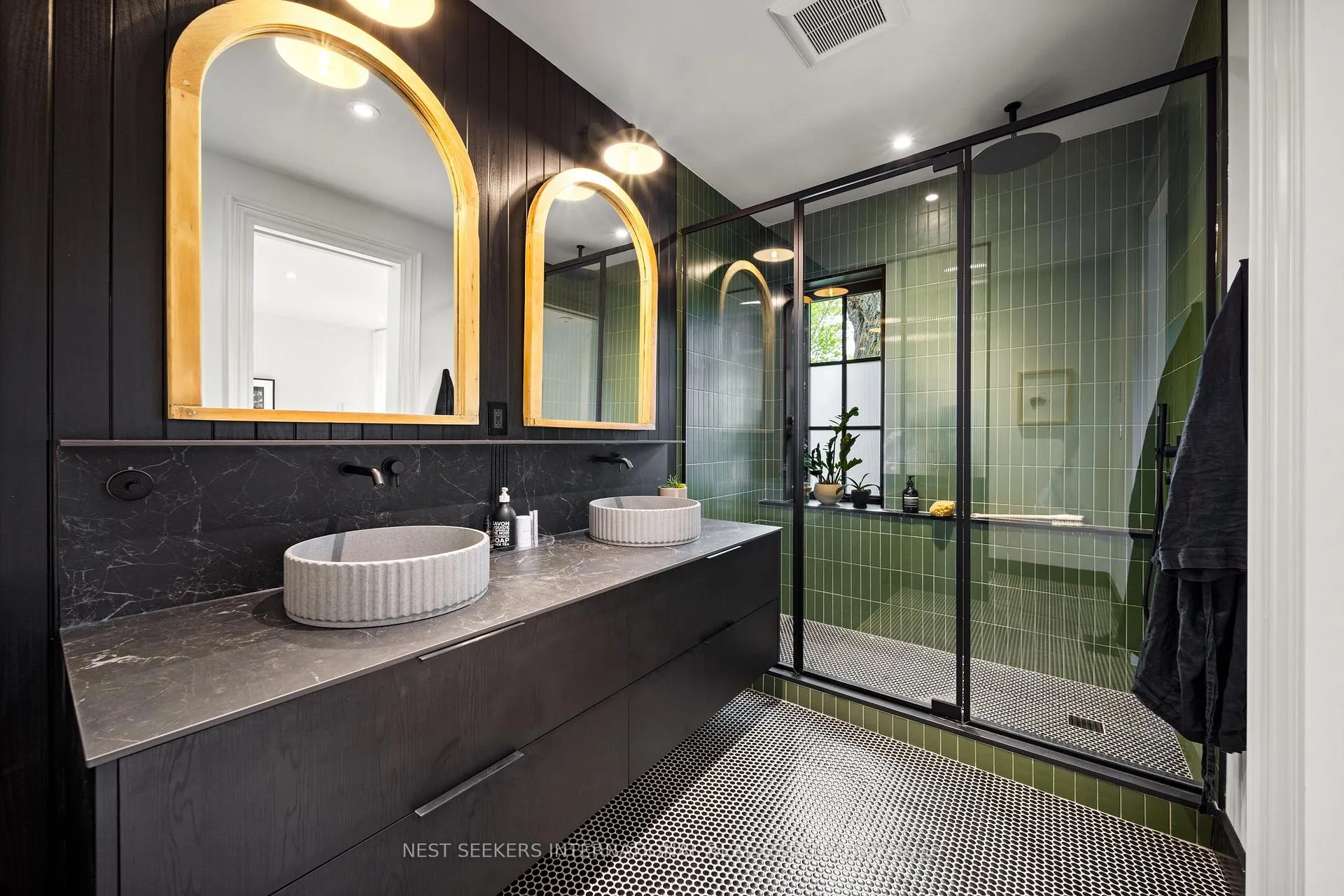 Photo 19 of 203 Willow Avenue, Toronto, The Beaches — HOMEH