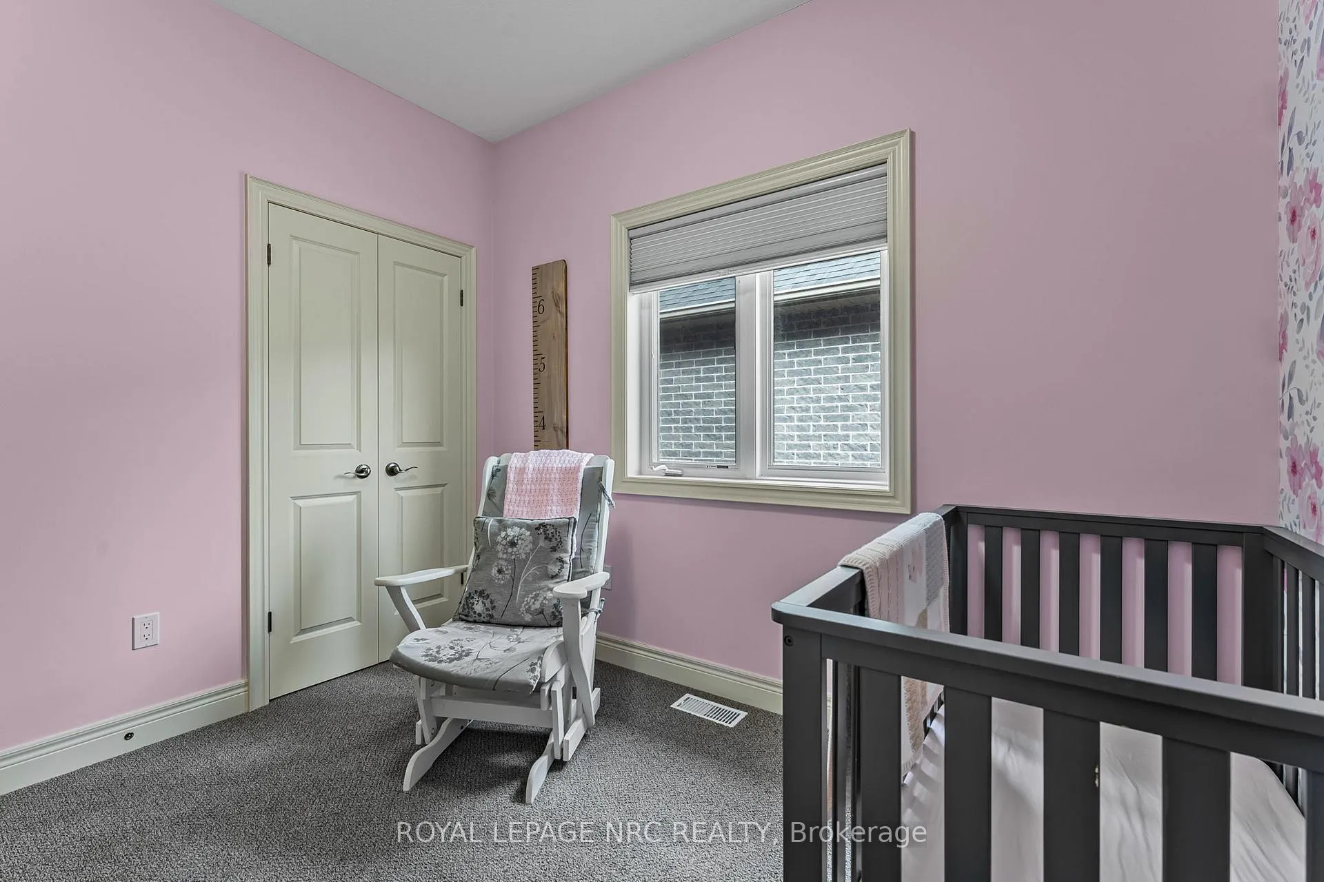 Photo 8 of 23 Abbott Place, Pelham, Fonthill — HOMEH