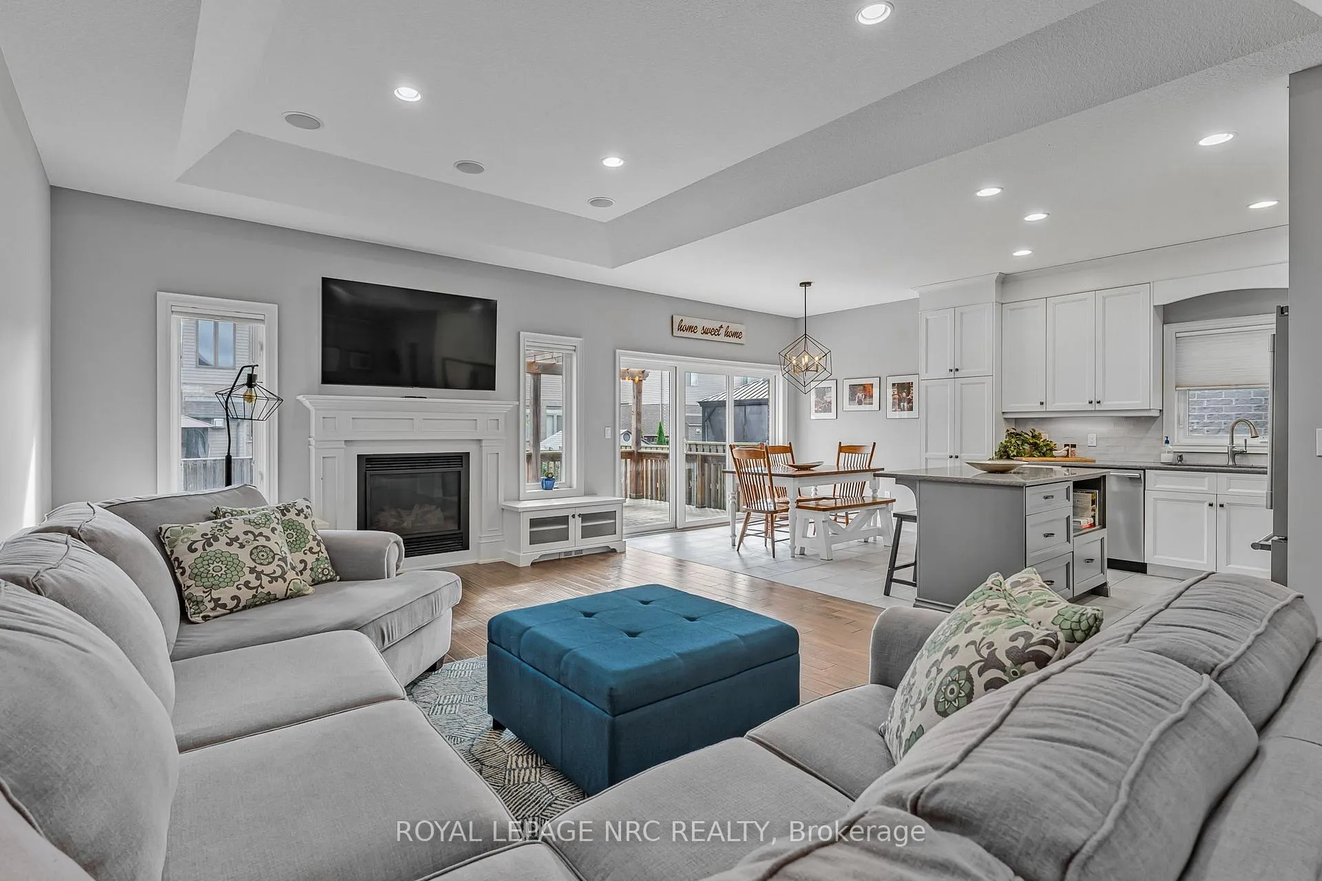 Photo 17 of 23 Abbott Place, Pelham, Fonthill — HOMEH