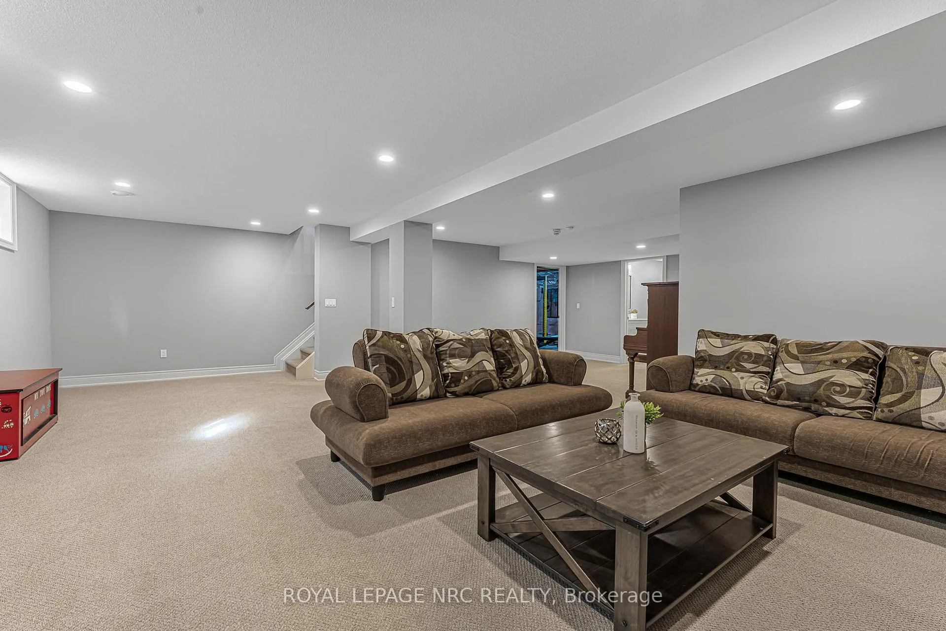 Photo 26 of 23 Abbott Place, Pelham, Fonthill — HOMEH