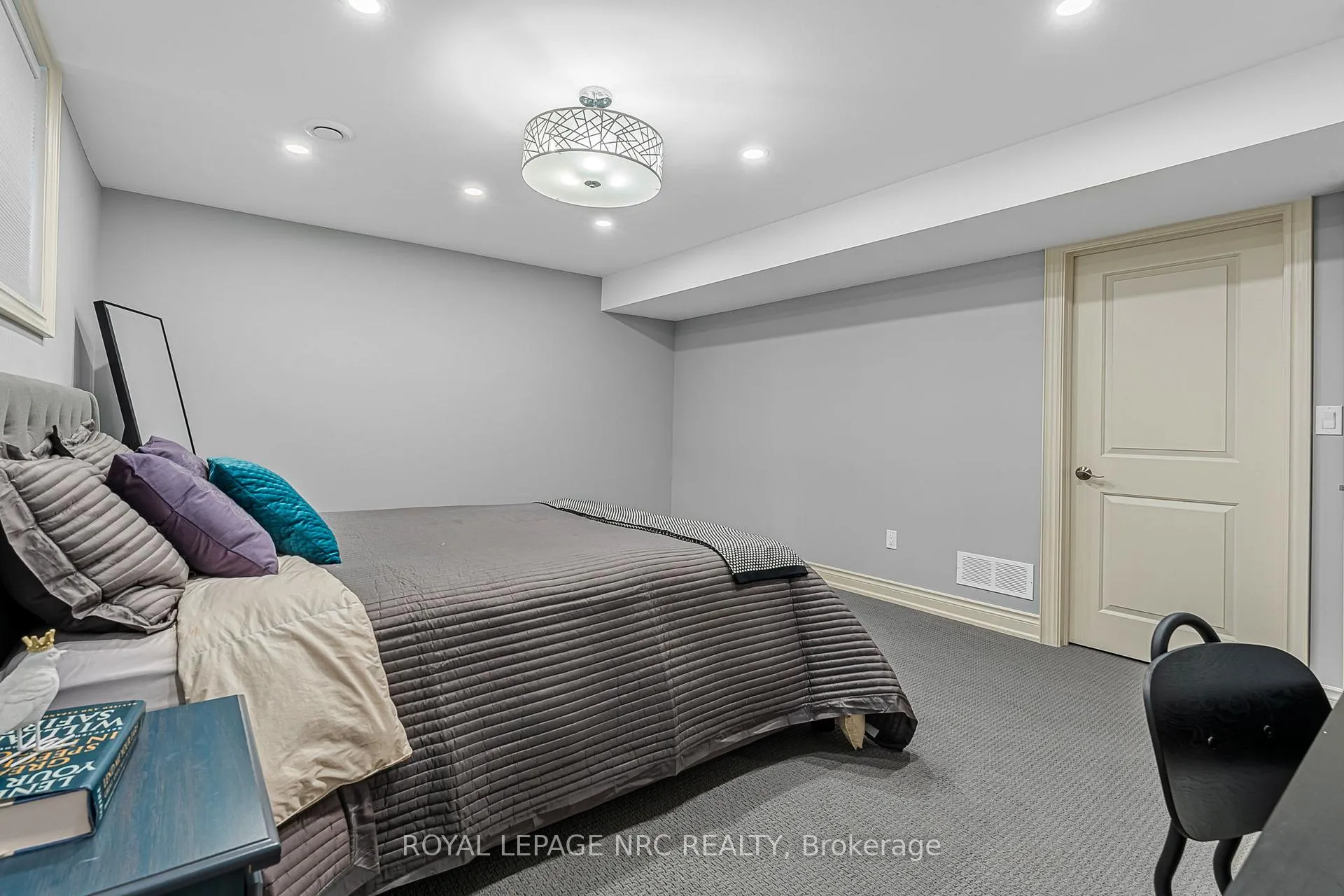 Photo 31 of 23 Abbott Place, Pelham, Fonthill — HOMEH