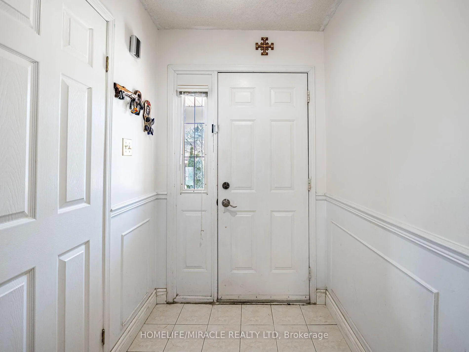 Photo 6 of 238 Candlewood Drive, Hamilton, Stoney Creek — HOMEH