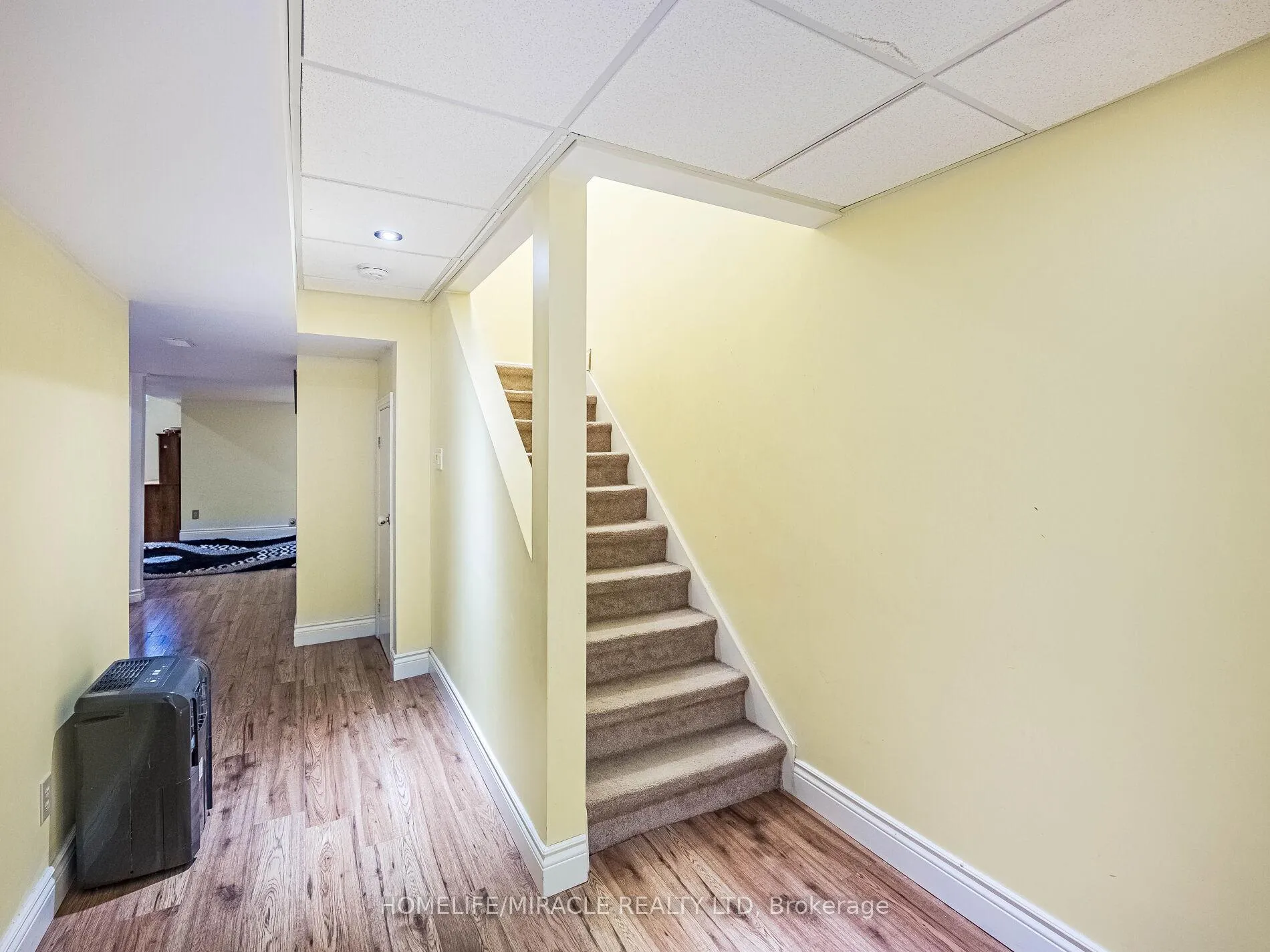 Photo 39 of 238 Candlewood Drive, Hamilton, Stoney Creek — HOMEH