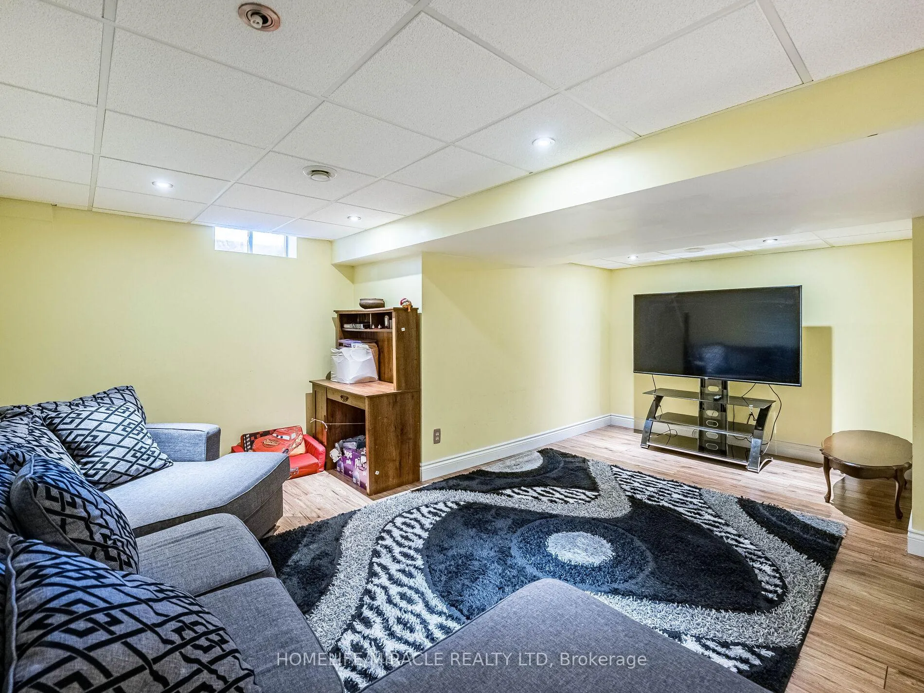 Photo 40 of 238 Candlewood Drive, Hamilton, Stoney Creek — HOMEH