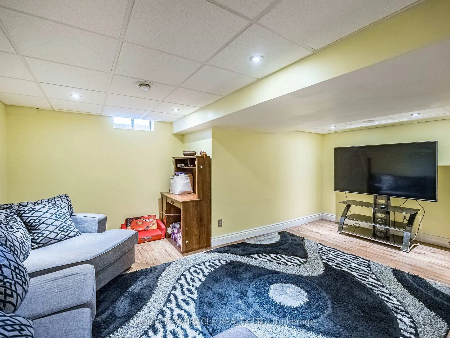 Photo 46 of 238 Candlewood Drive, Hamilton, Stoney Creek — HOMEH
