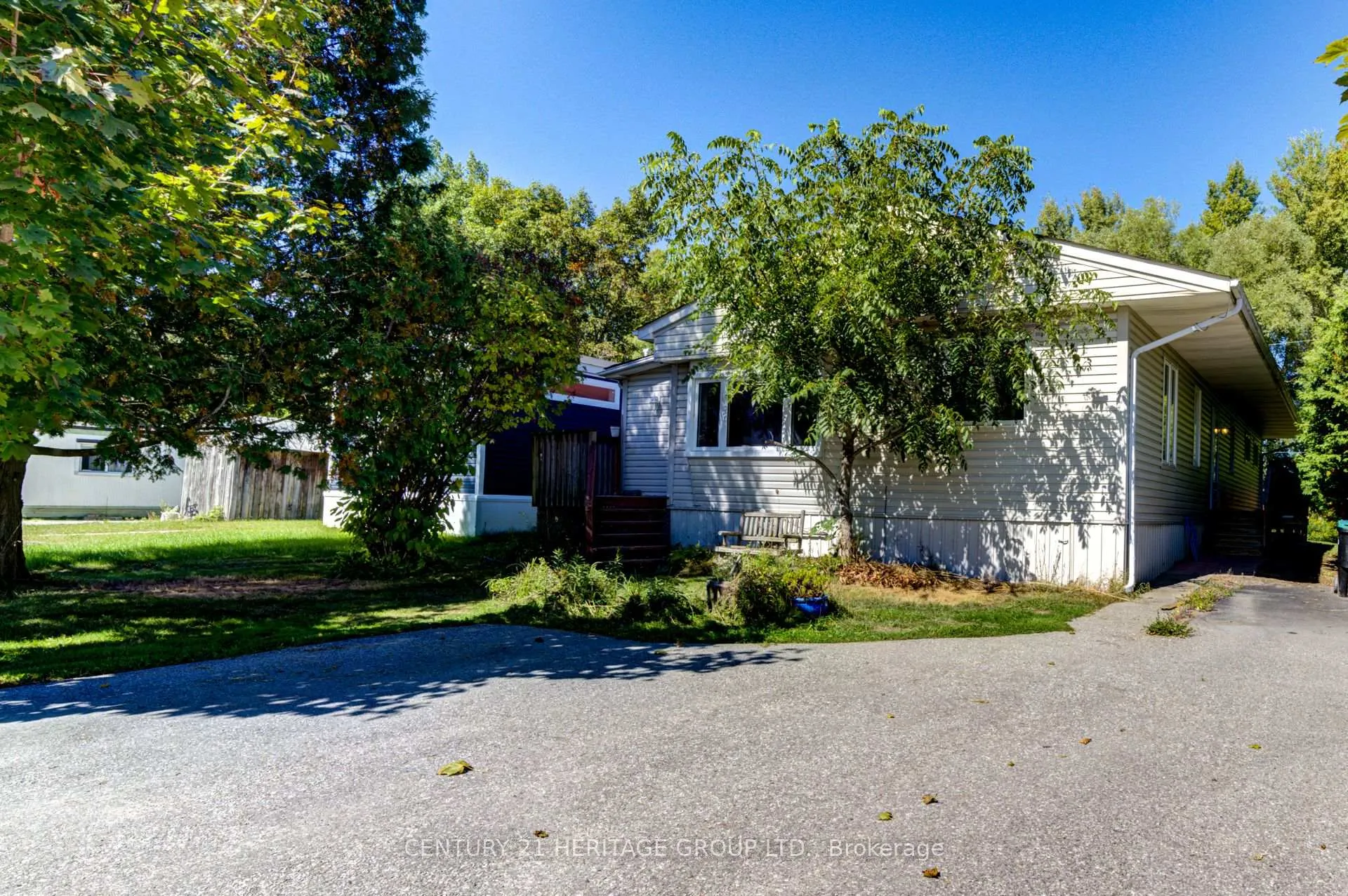 Photo 1 of 42 Shamrock Crescent, Essa, Rural Essa — HOMEH
