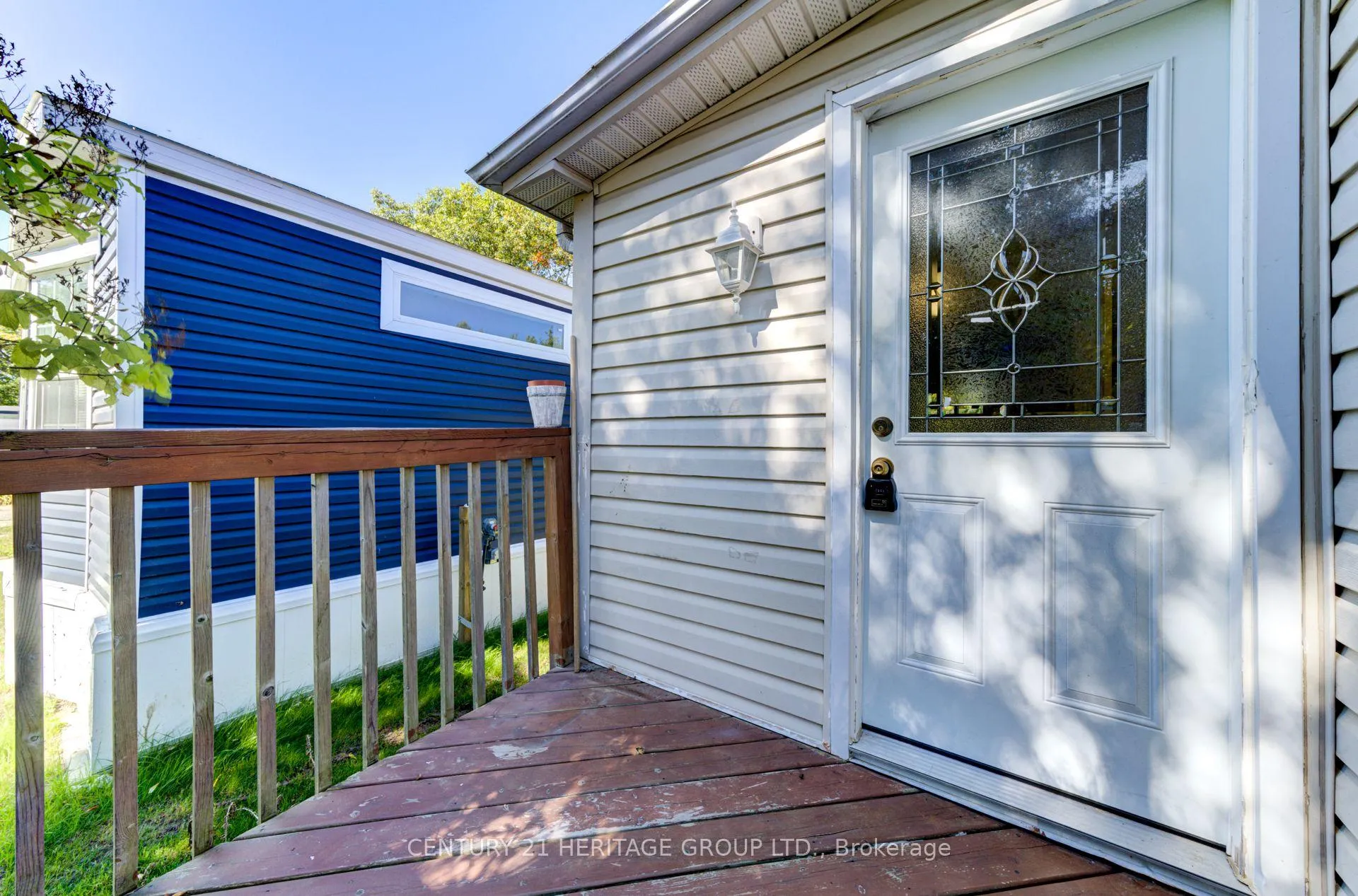 Photo 4 of 42 Shamrock Crescent, Essa, Rural Essa — HOMEH
