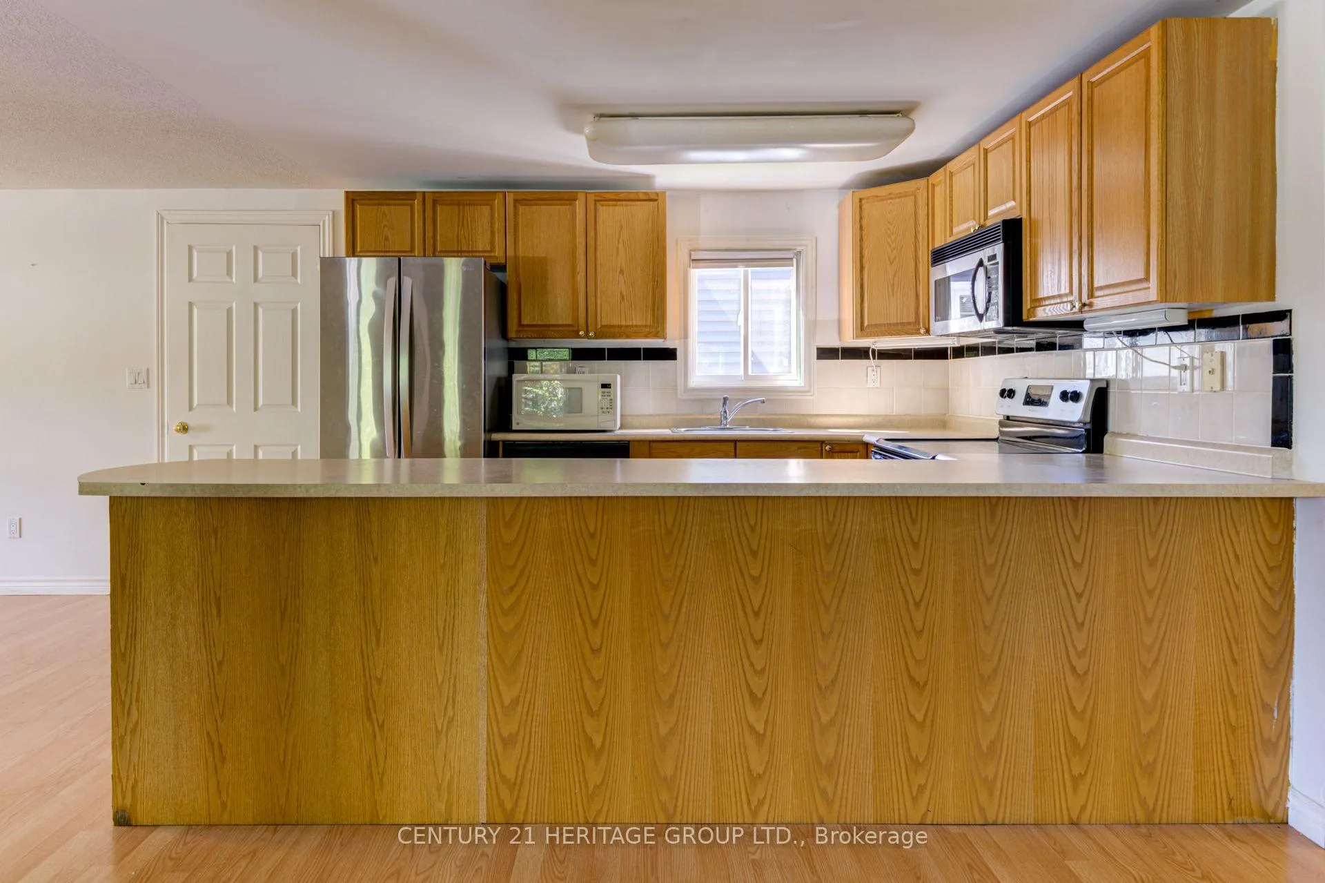 Photo 11 of 42 Shamrock Crescent, Essa, Rural Essa — HOMEH