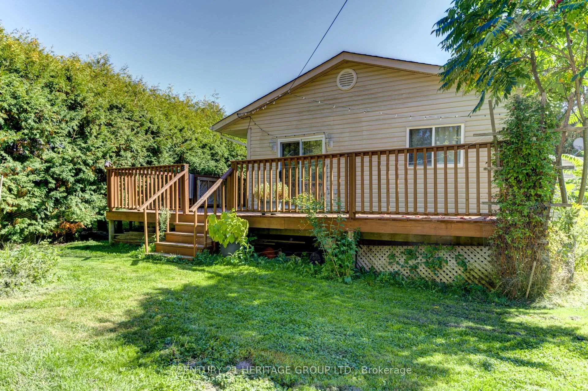Photo 32 of 42 Shamrock Crescent, Essa, Rural Essa — HOMEH