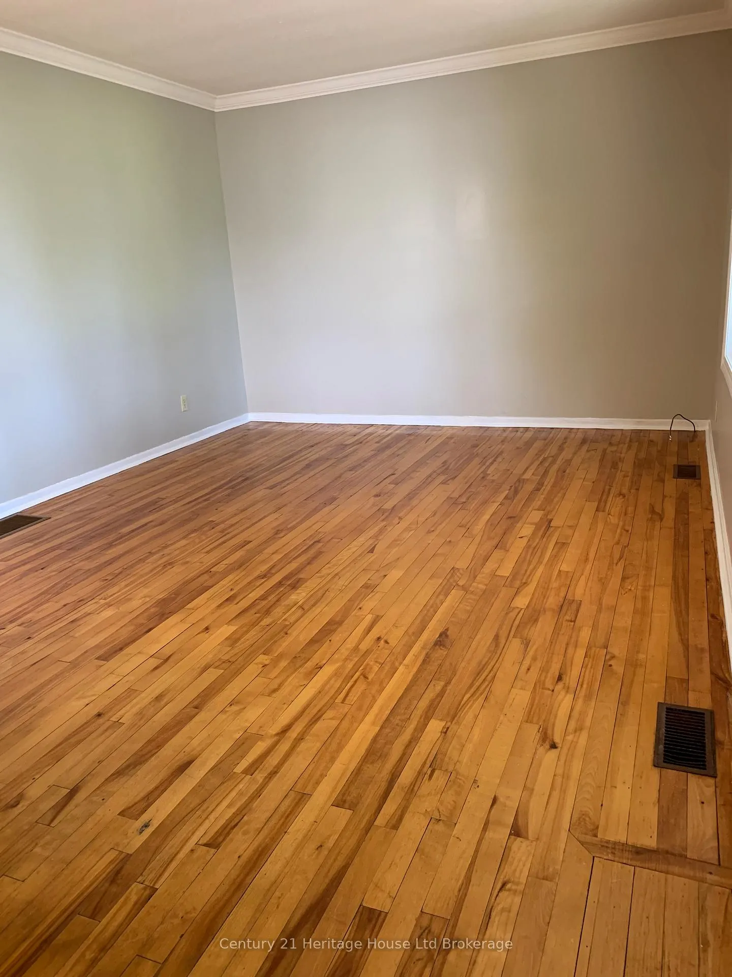 Photo 5 of 225 Algonquin Drive, South Huron, Exeter — HOMEH