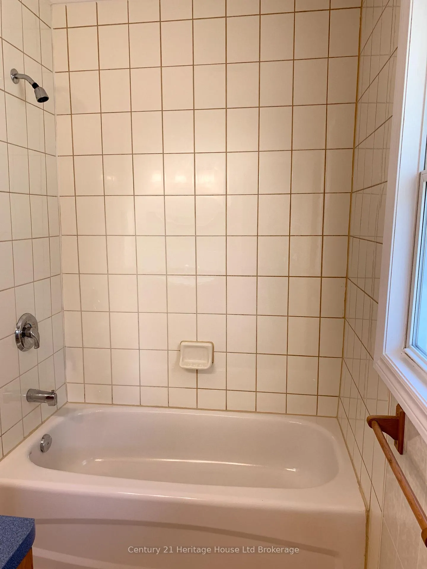 Photo 12 of 225 Algonquin Drive, South Huron, Exeter — HOMEH