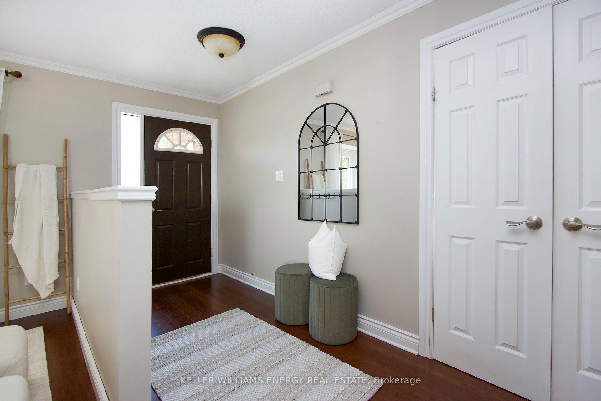 Photo 5 of 19 Stephen Avenue, Clarington, Courtice — HOMEH