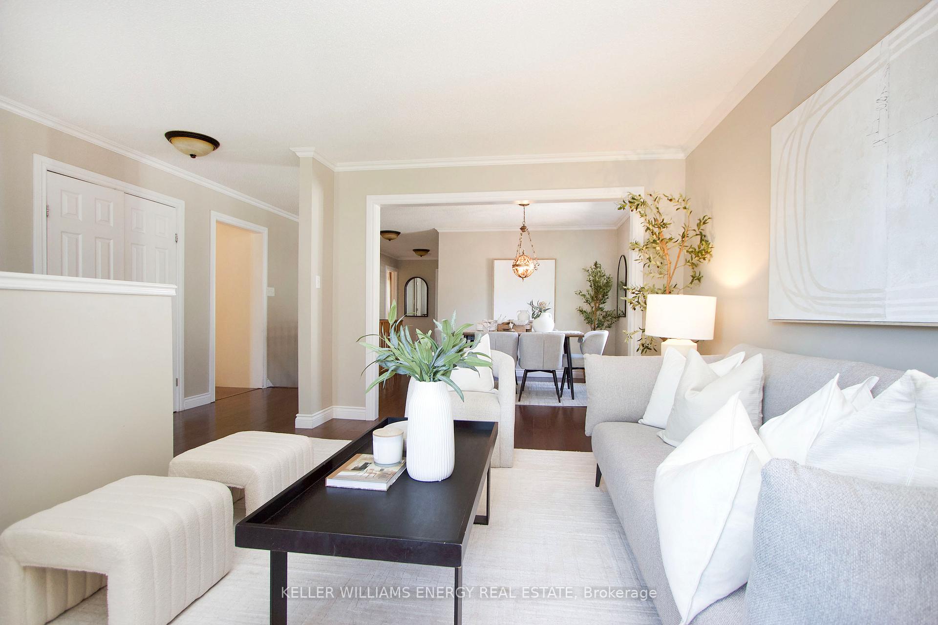 Photo 9 of 19 Stephen Avenue, Clarington, Courtice — HOMEH