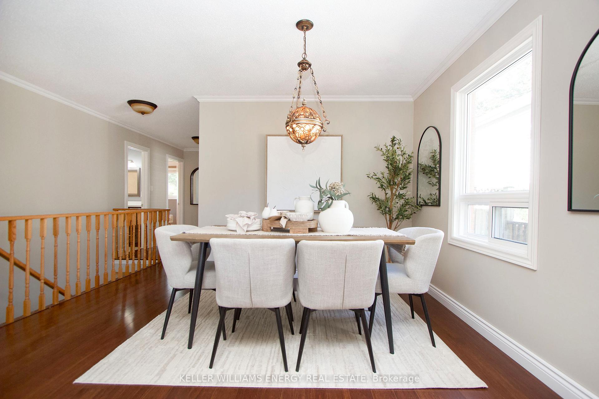 Photo 10 of 19 Stephen Avenue, Clarington, Courtice — HOMEH