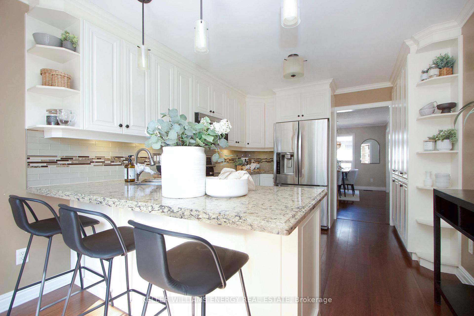 Photo 15 of 19 Stephen Avenue, Clarington, Courtice — HOMEH
