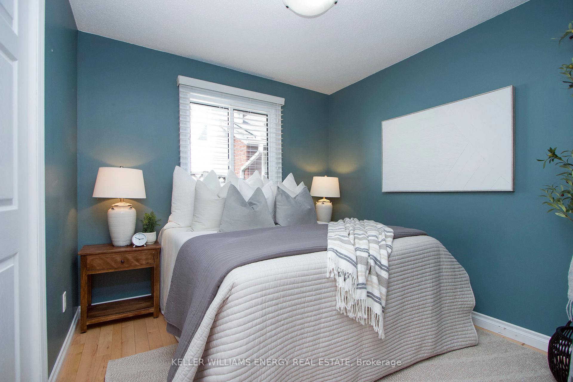 Photo 20 of 19 Stephen Avenue, Clarington, Courtice — HOMEH