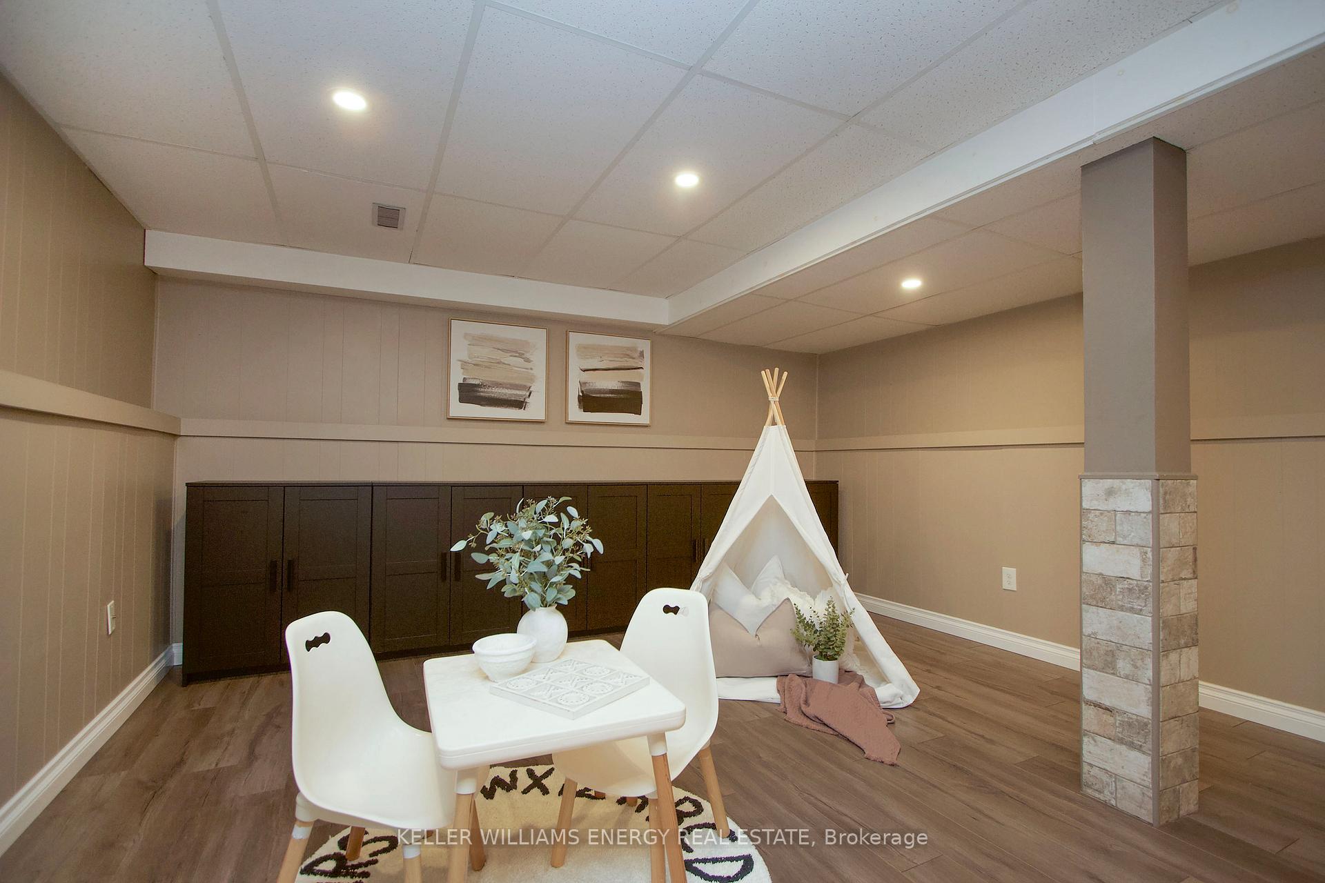 Photo 29 of 19 Stephen Avenue, Clarington, Courtice — HOMEH