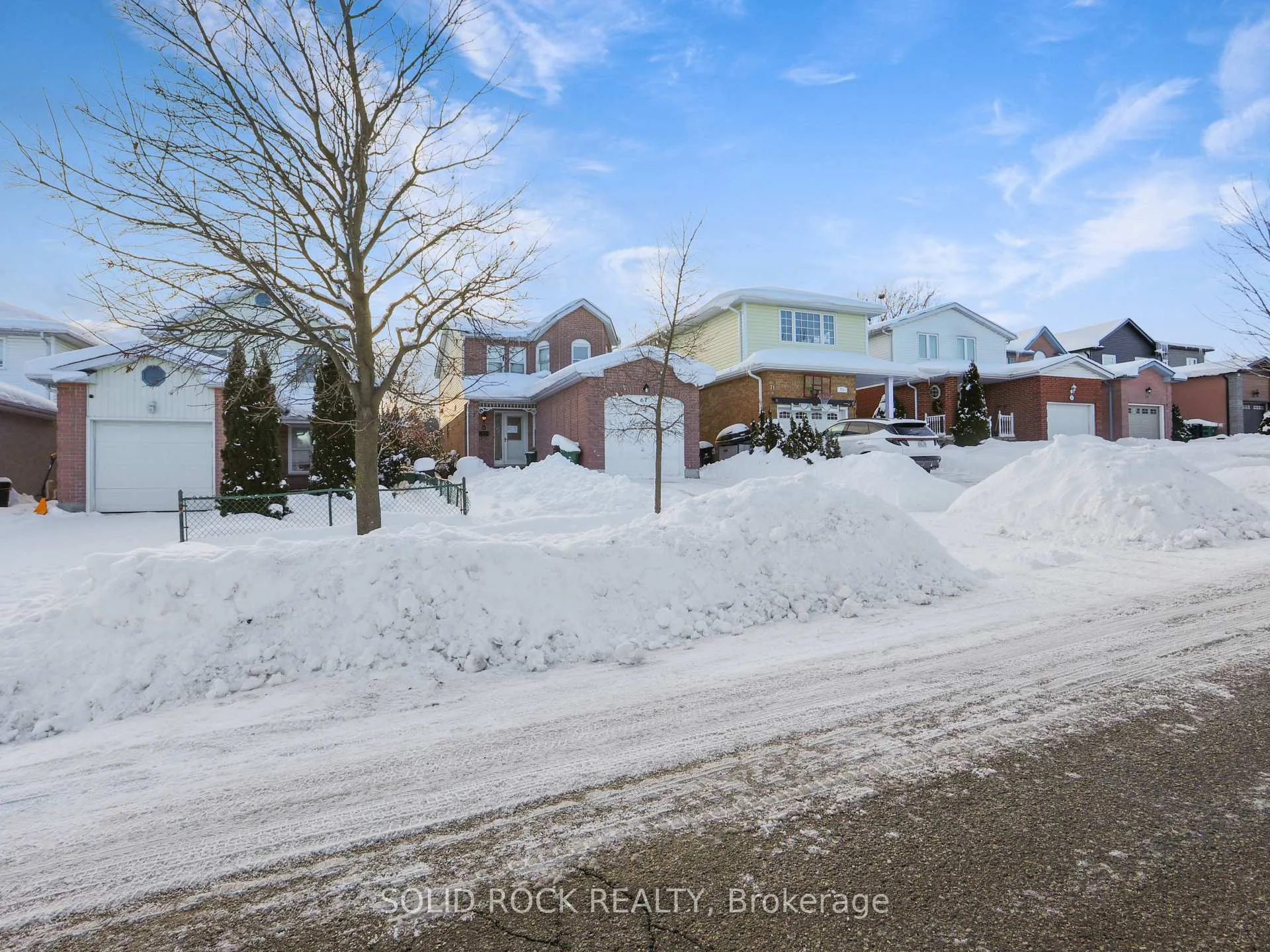 Photo 2 of 67 Northmanor Crescent, Kitchener — HOMEH