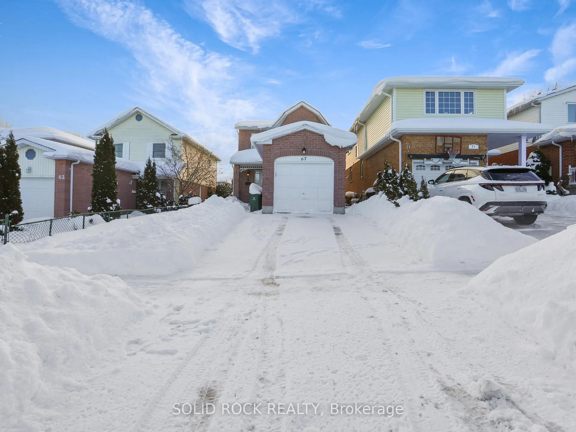 Photo 3 of 67 Northmanor Crescent, Kitchener — HOMEH