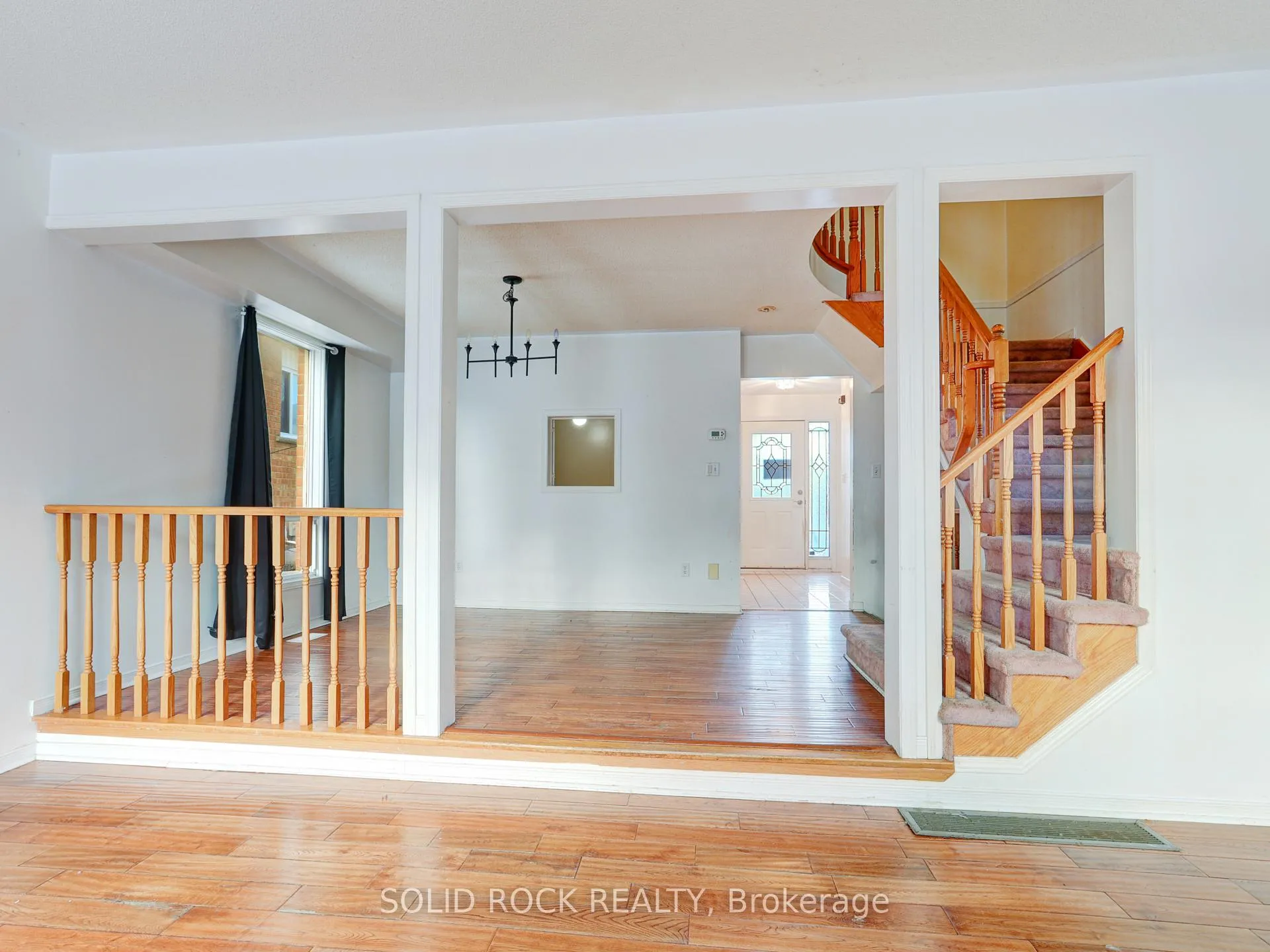 Photo 18 of 67 Northmanor Crescent, Kitchener — HOMEH