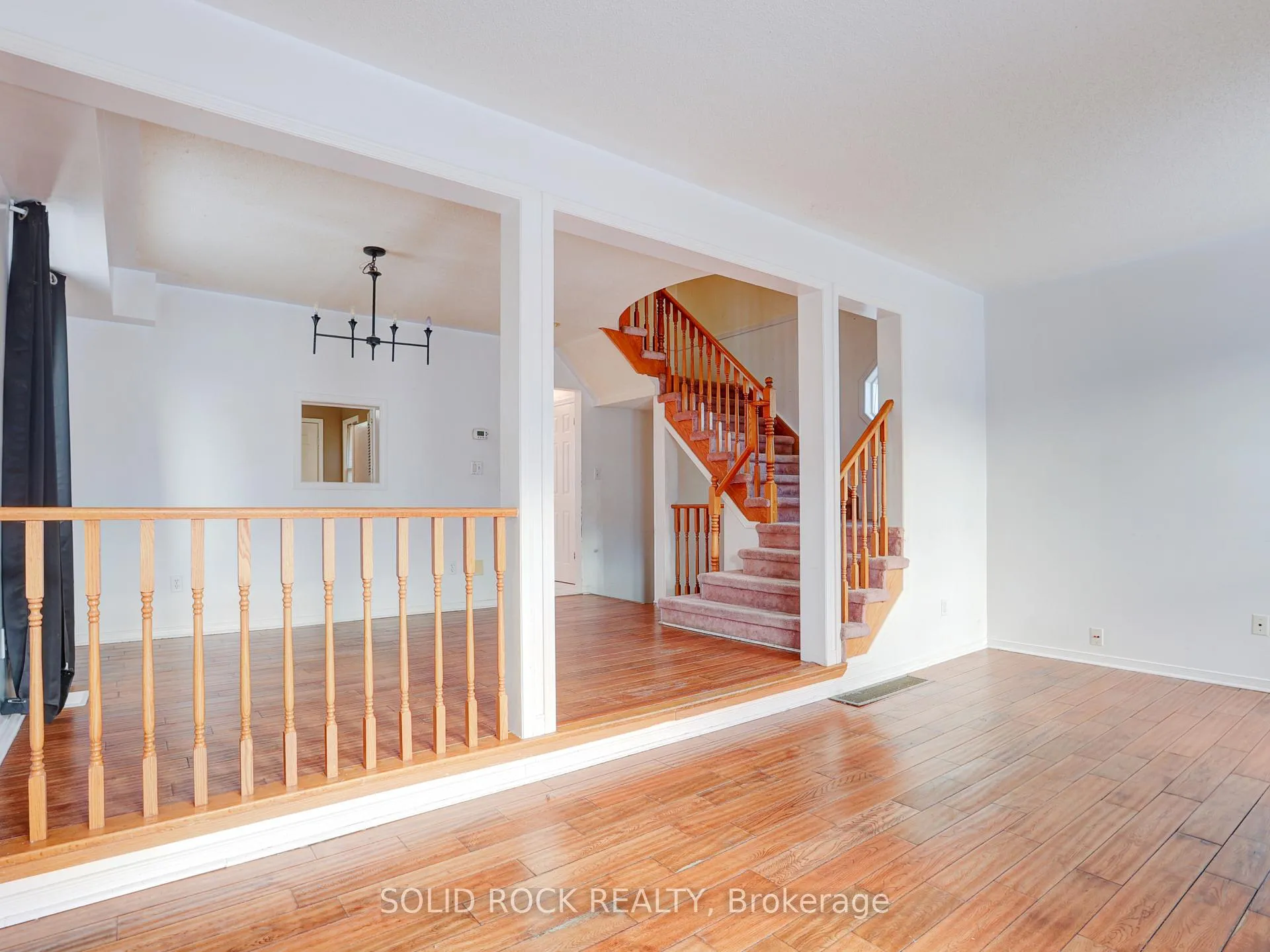 Photo 19 of 67 Northmanor Crescent, Kitchener — HOMEH