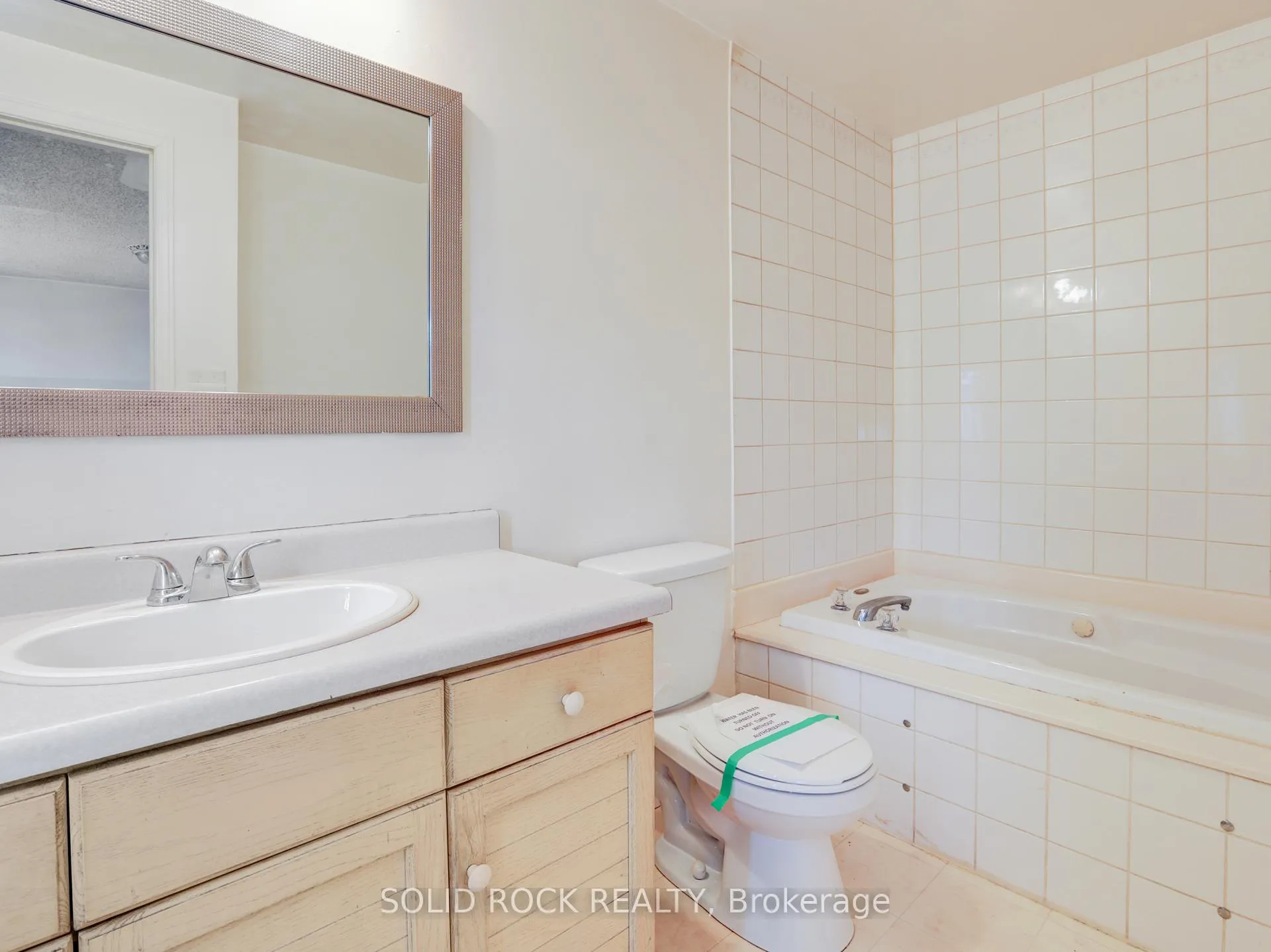 Photo 30 of 67 Northmanor Crescent, Kitchener — HOMEH