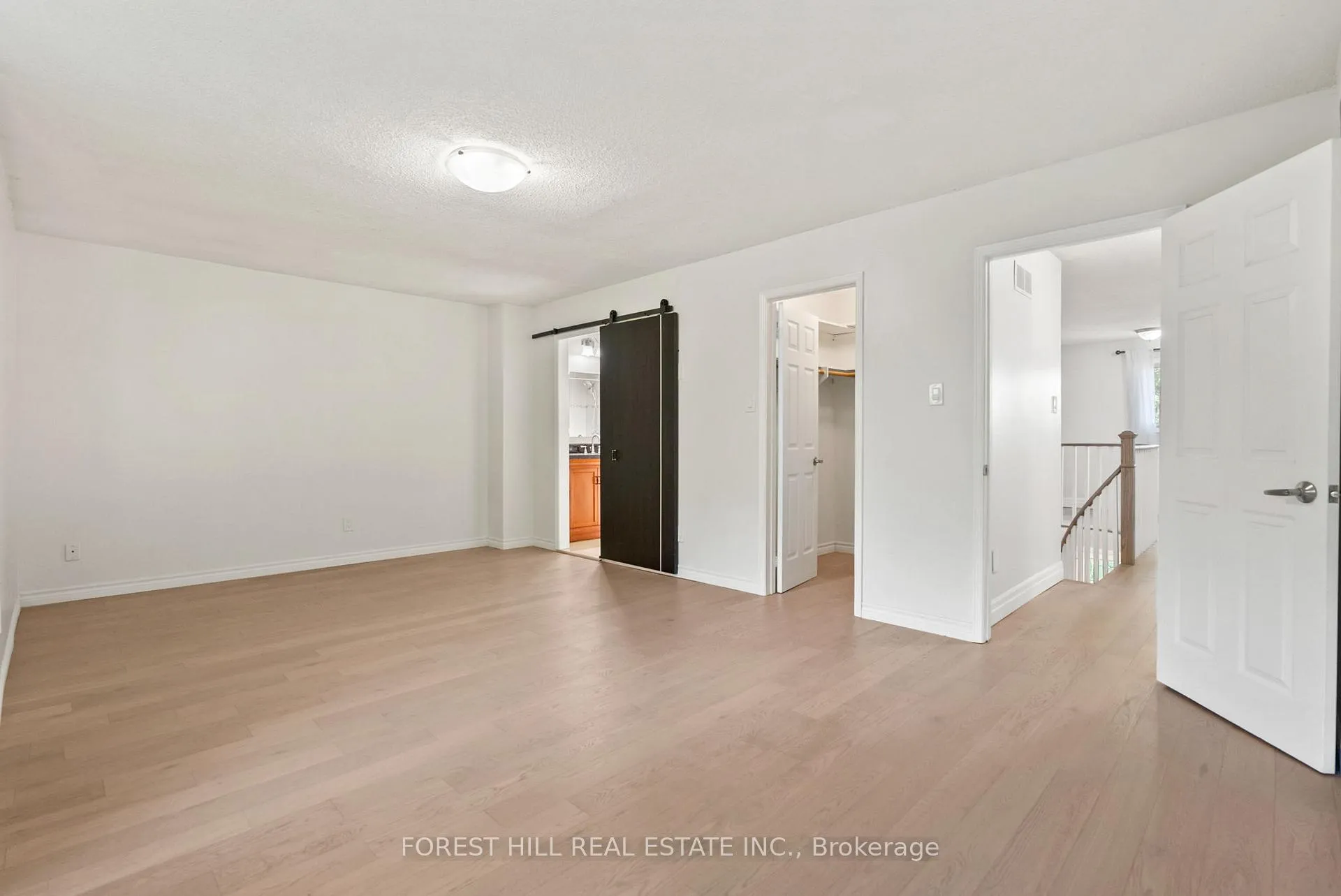 Photo 17 of 50 Bluebell Crescent, Whitby, Lynde Creek — HOMEH