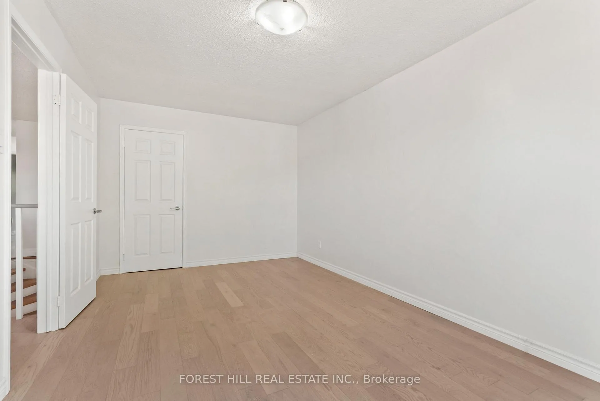 Photo 27 of 50 Bluebell Crescent, Whitby, Lynde Creek — HOMEH