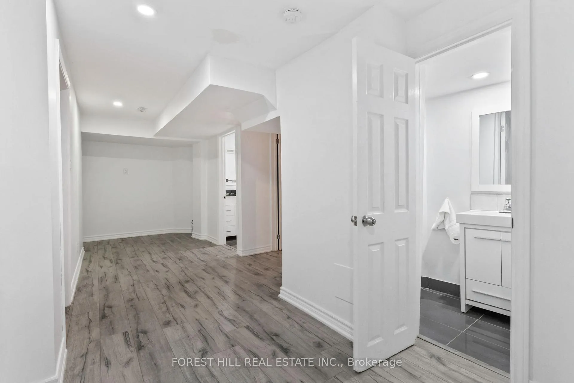 Photo 32 of 50 Bluebell Crescent, Whitby, Lynde Creek — HOMEH