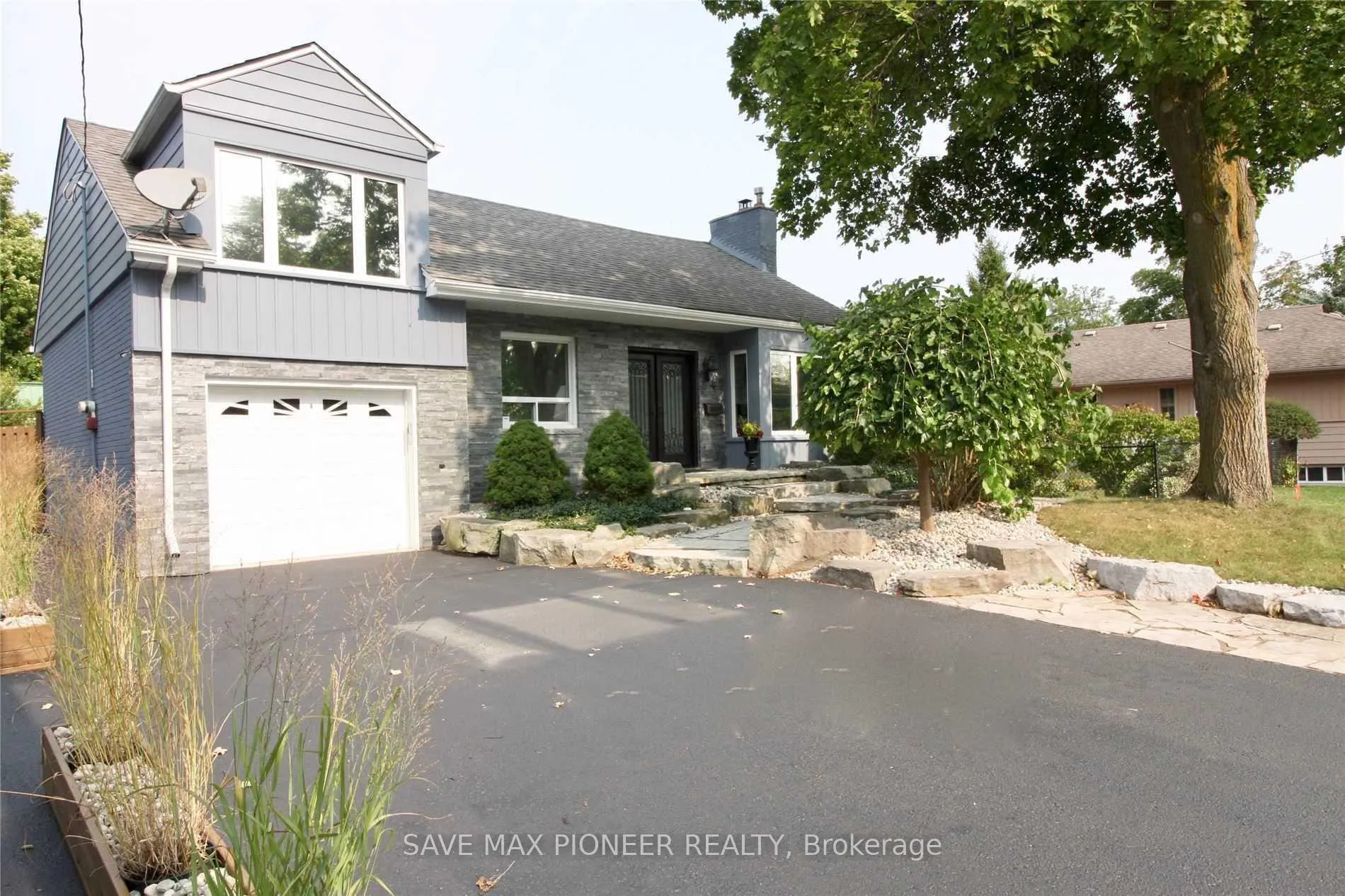Photo 1 of 5 Parkview Boulevard, Halton Hills, Georgetown — HOMEH