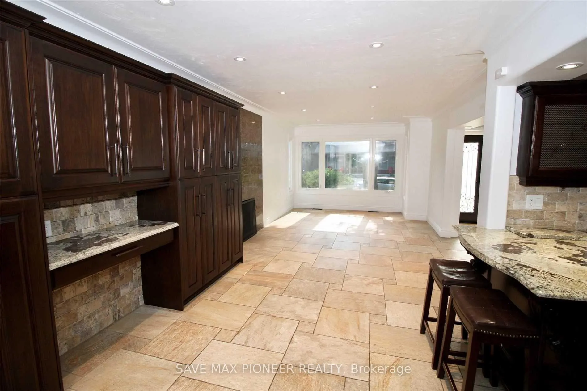 Photo 8 of 5 Parkview Boulevard, Halton Hills, Georgetown — HOMEH